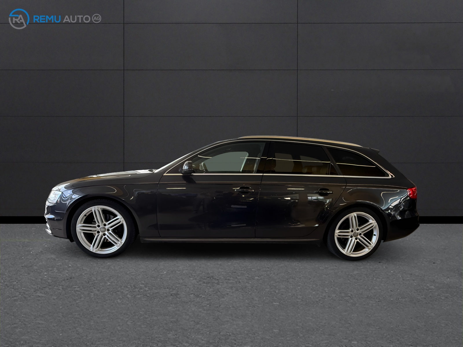 AUDI A4 Avant 2.0 TDI quattro S-tronic-image-6