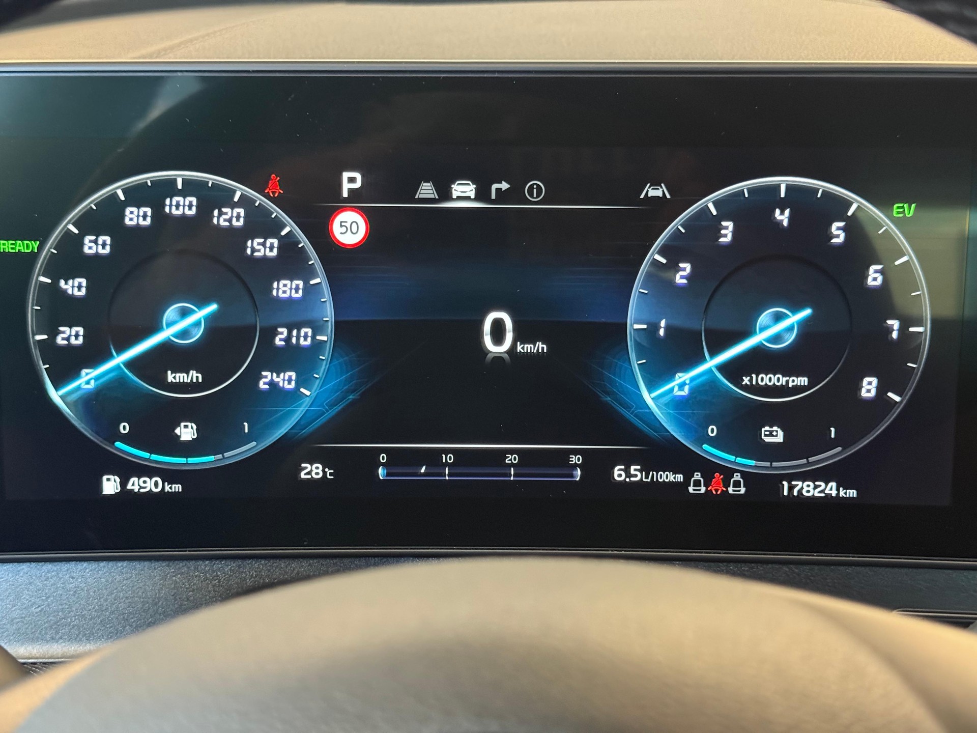 KIA Sportage 1.6 T-GDi Hybrid Power Edition-image-17