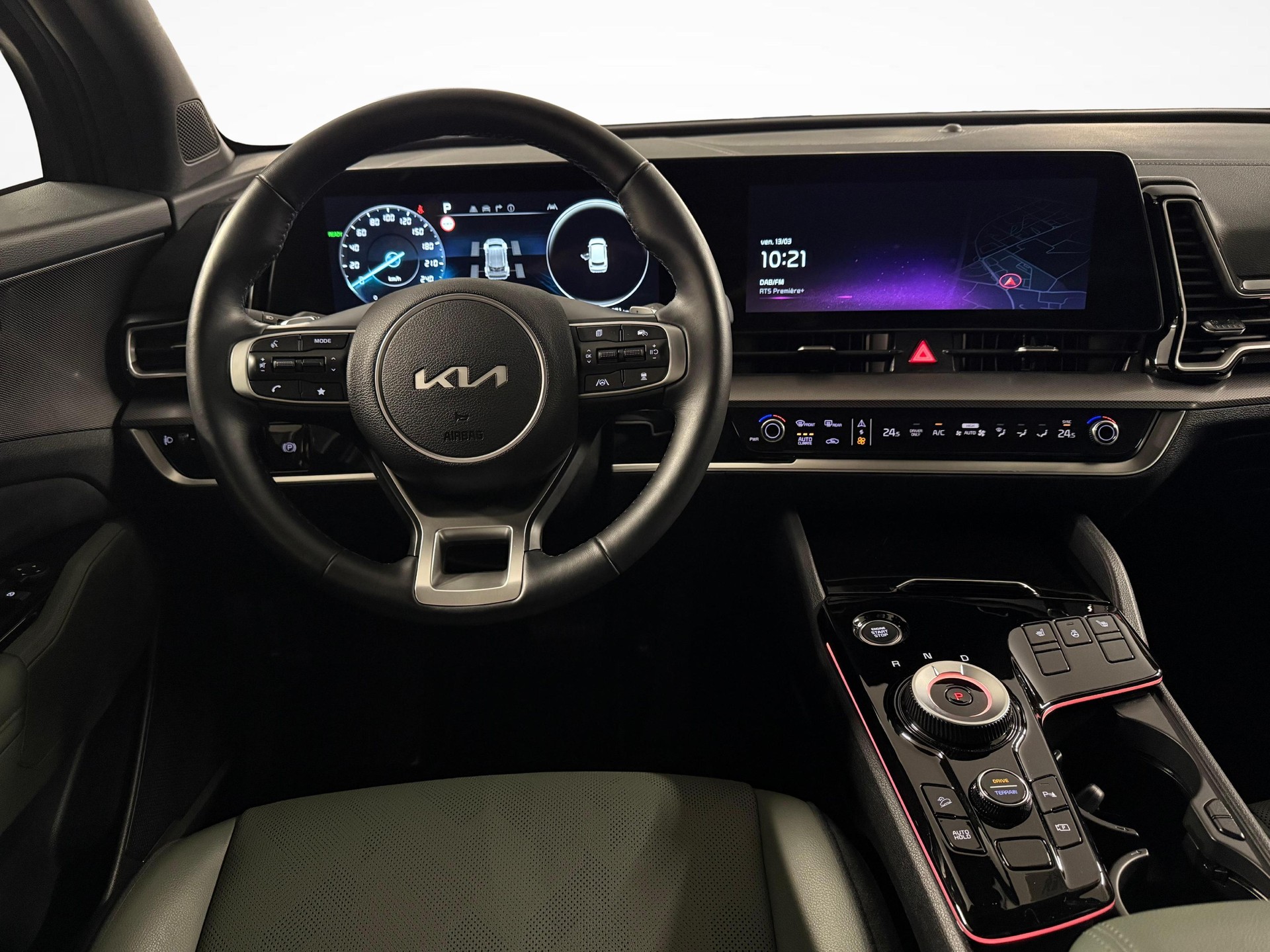 KIA Sportage 1.6 T-GDi Hybrid Power Edition-image-13