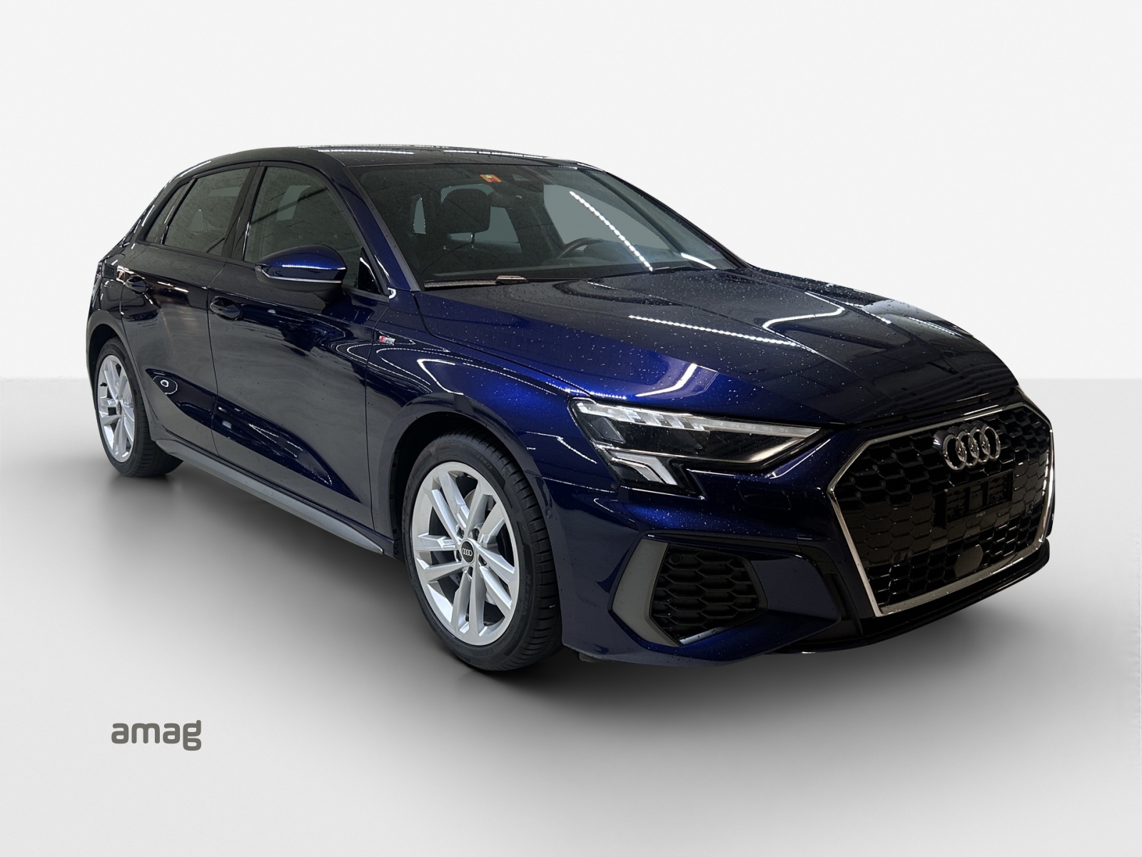 AUDI A3 Sportback 35 TFSI S line Attraction S-tronic-image-5