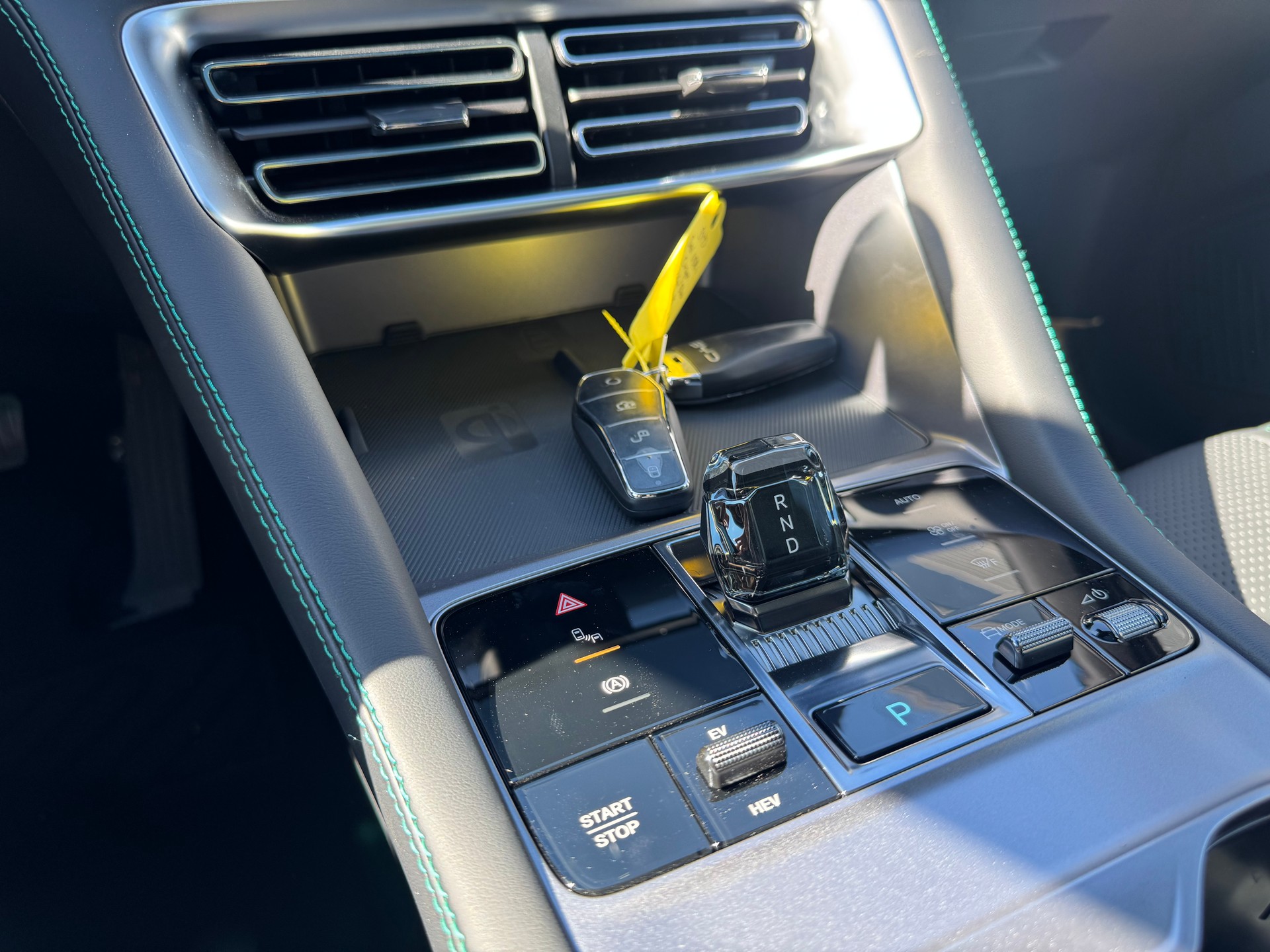 BYD Seal U DM-i Design AWD-image-22