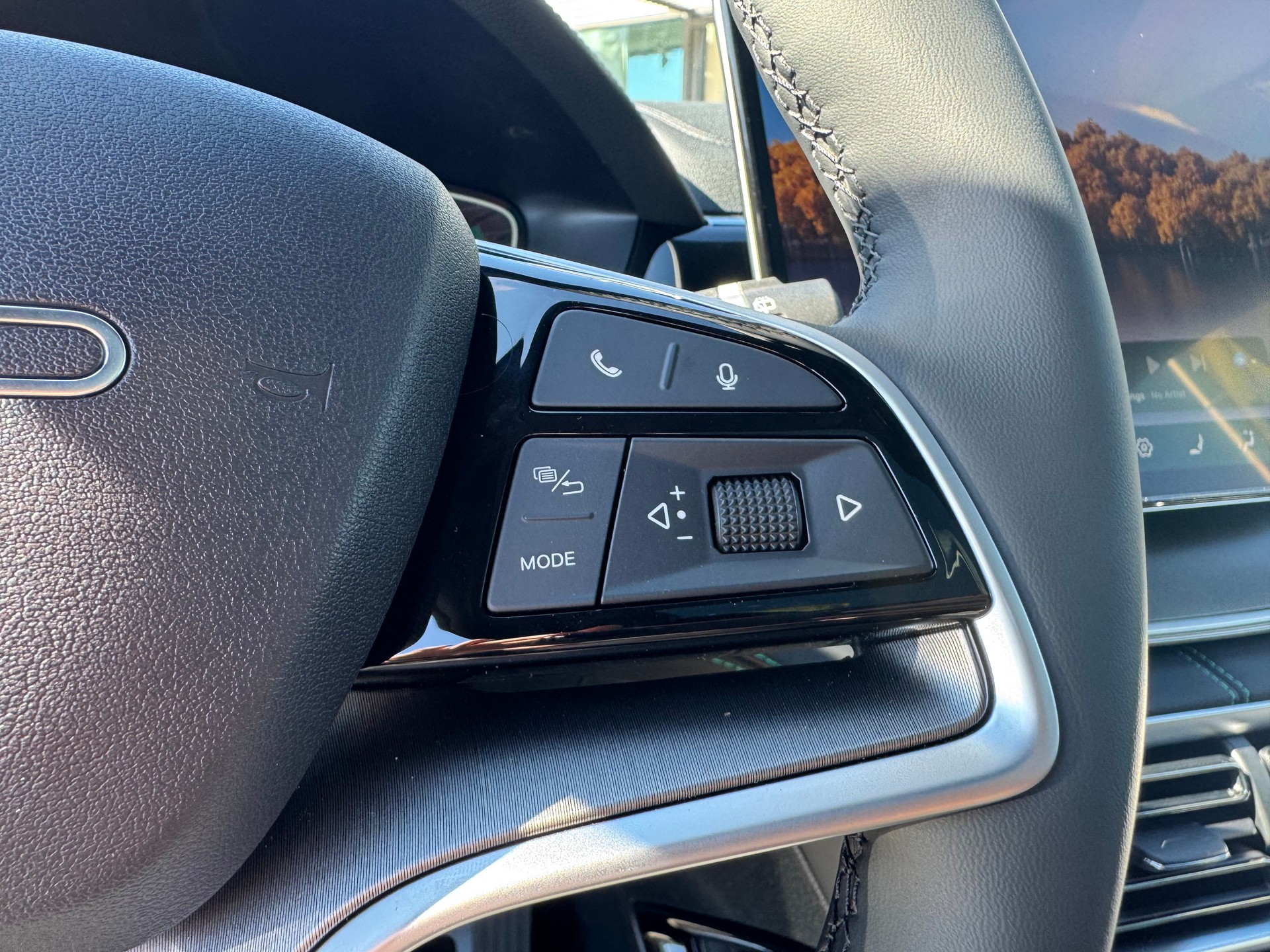 BYD Seal U DM-i Design AWD-image-14