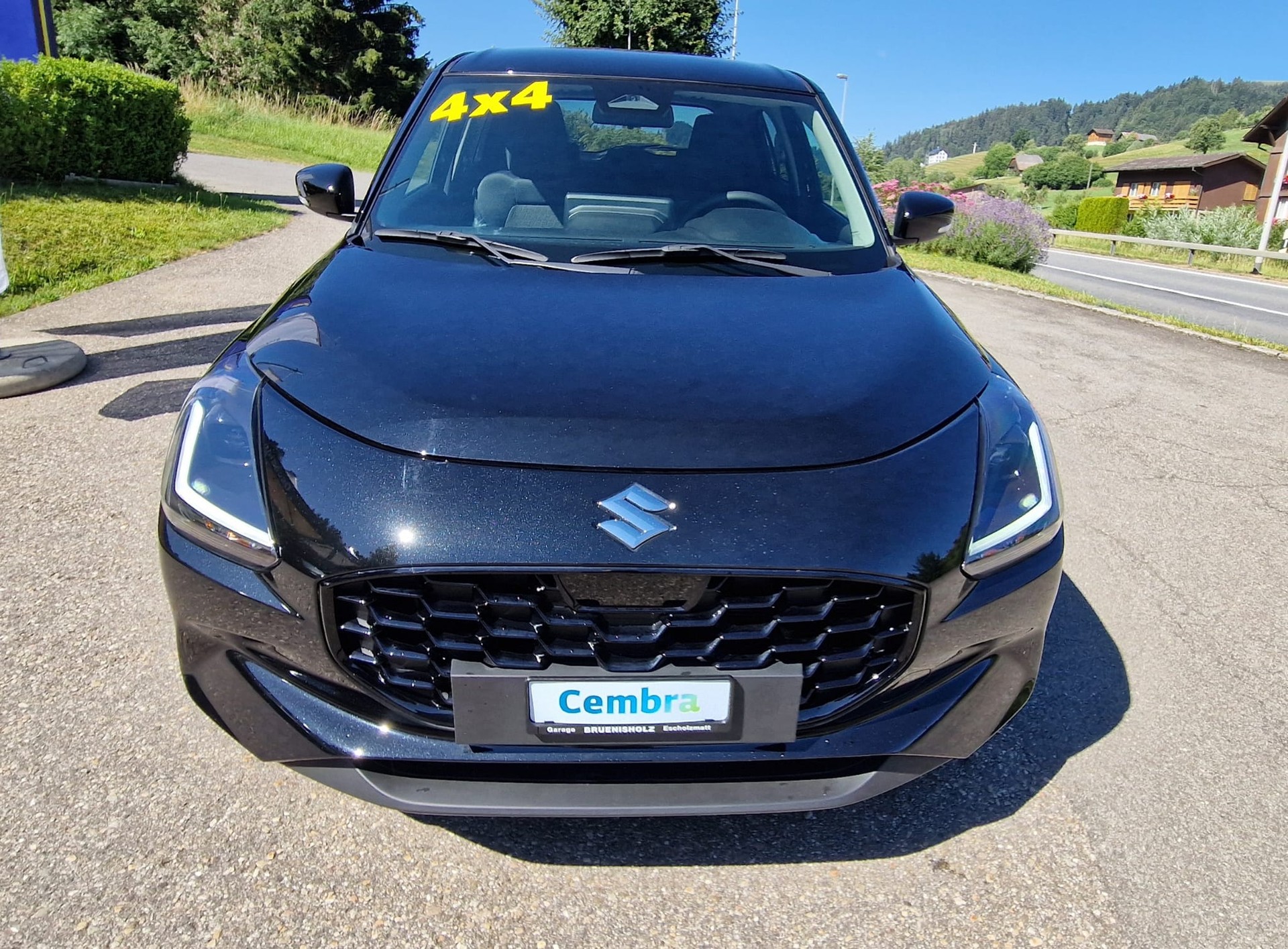 SUZUKI Swift 1.2 Compact Top Hybrid 4x4-image-1