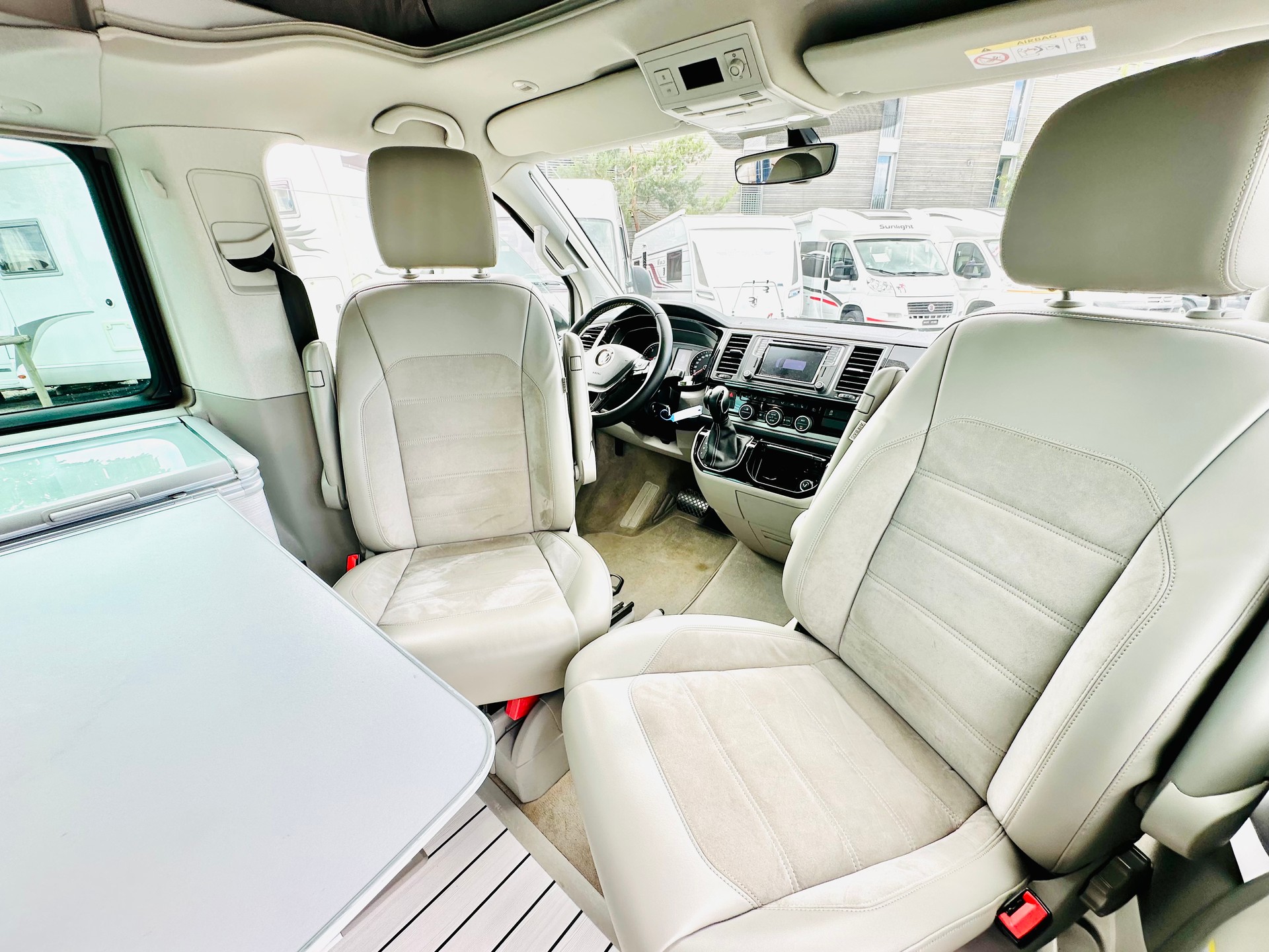 VW 2.0TDi 204PS 4x4 CALIFORNIA ***Aufstelldach-Küche*** ab MFK, Service, Gas Test-image-25
