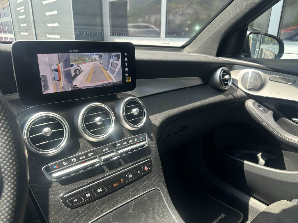 MERCEDES-BENZ GLC 200 AMG Line 4matic - CH-image-11