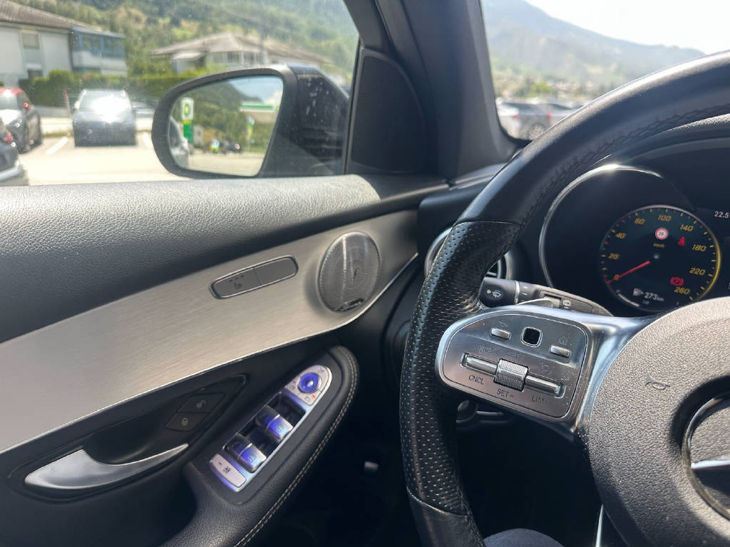 MERCEDES-BENZ GLC 200 AMG Line 4matic - CH-image-12