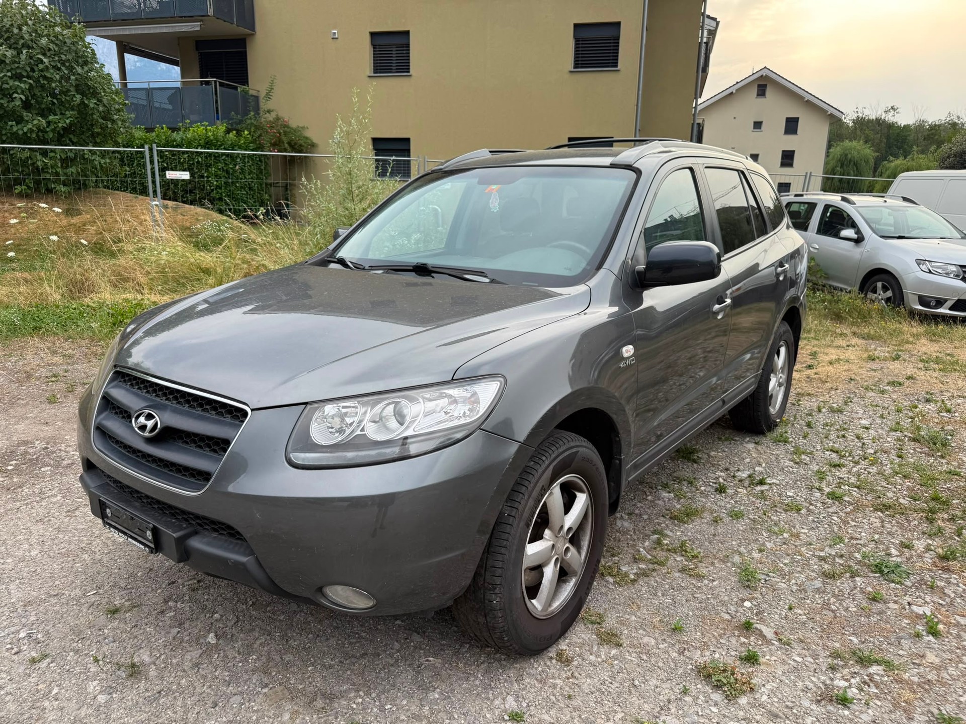 HYUNDAI Santa Fe 2.2 CRDi Swiss Limited Ed. 4WD Aut.-image-2