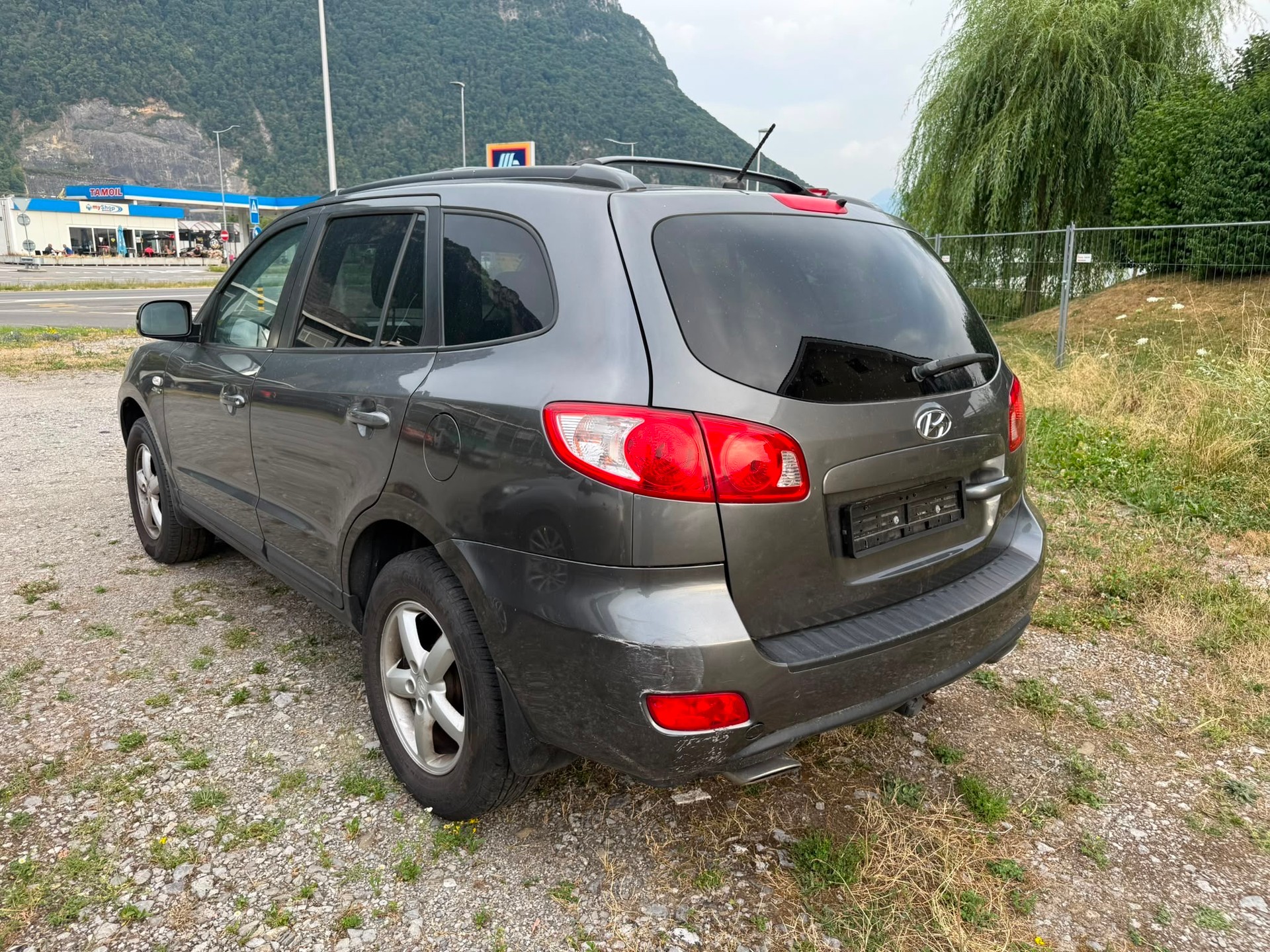 HYUNDAI Santa Fe 2.2 CRDi Swiss Limited Ed. 4WD Aut.-image-3
