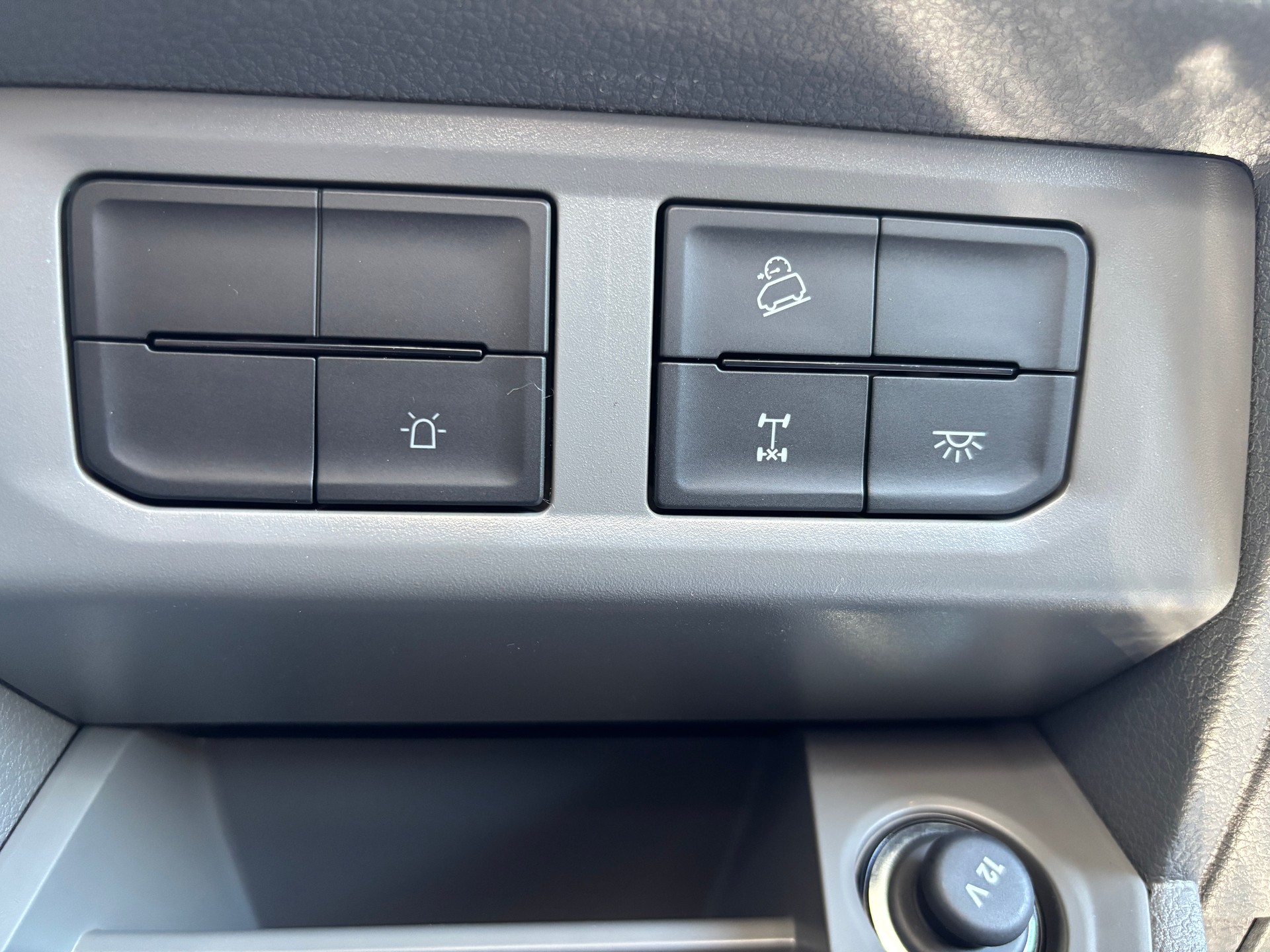 MAN TGE 3.160 4x4 3-Seiten-Kipper-image-9