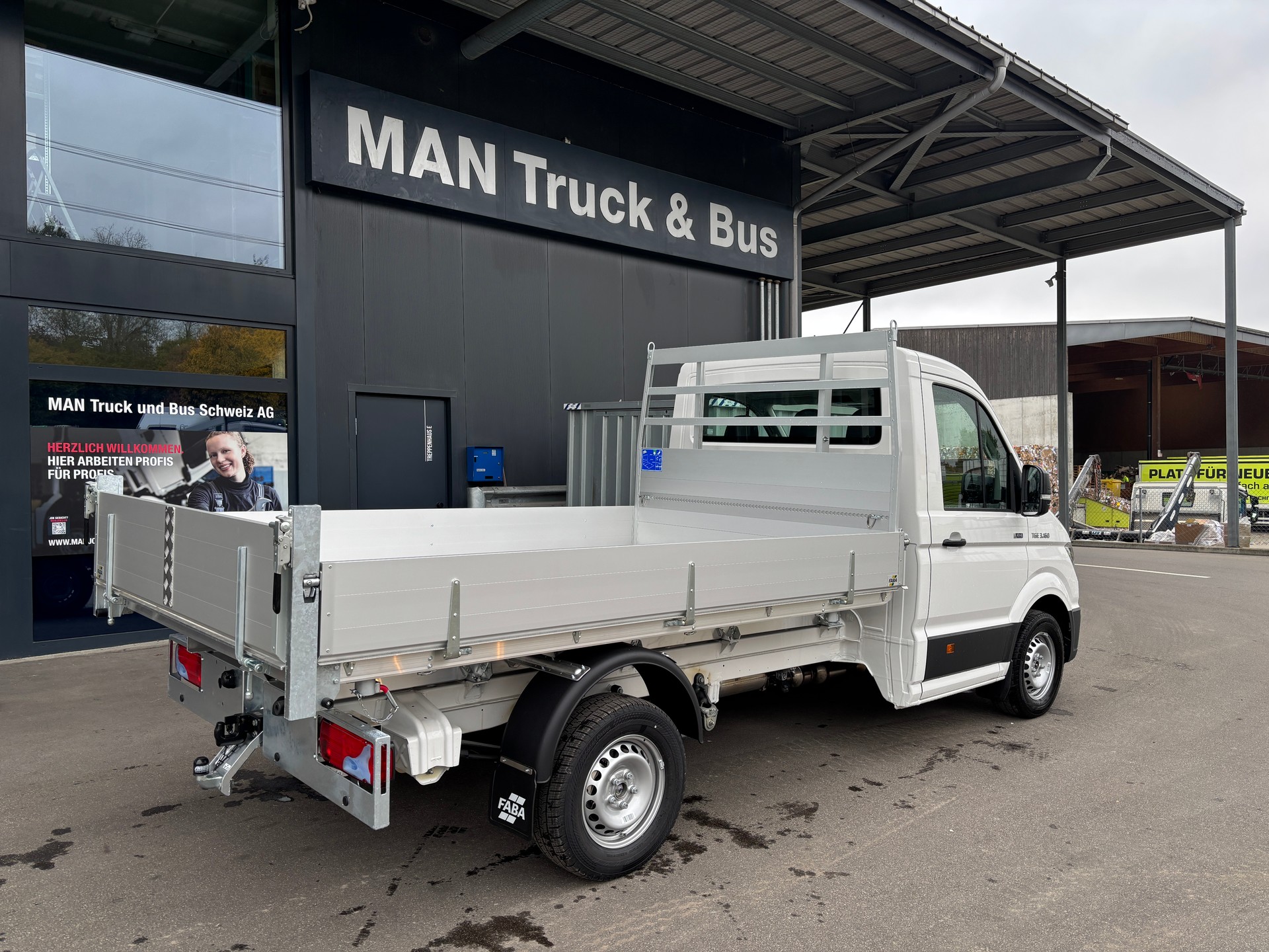 MAN TGE 3.160 4x4 3-Seiten-Kipper-image-9