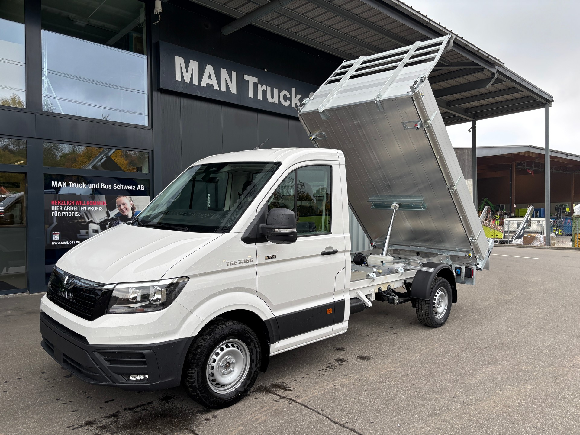 MAN TGE 3.160 4x4 3-Seiten-Kipper-showroom-element-2