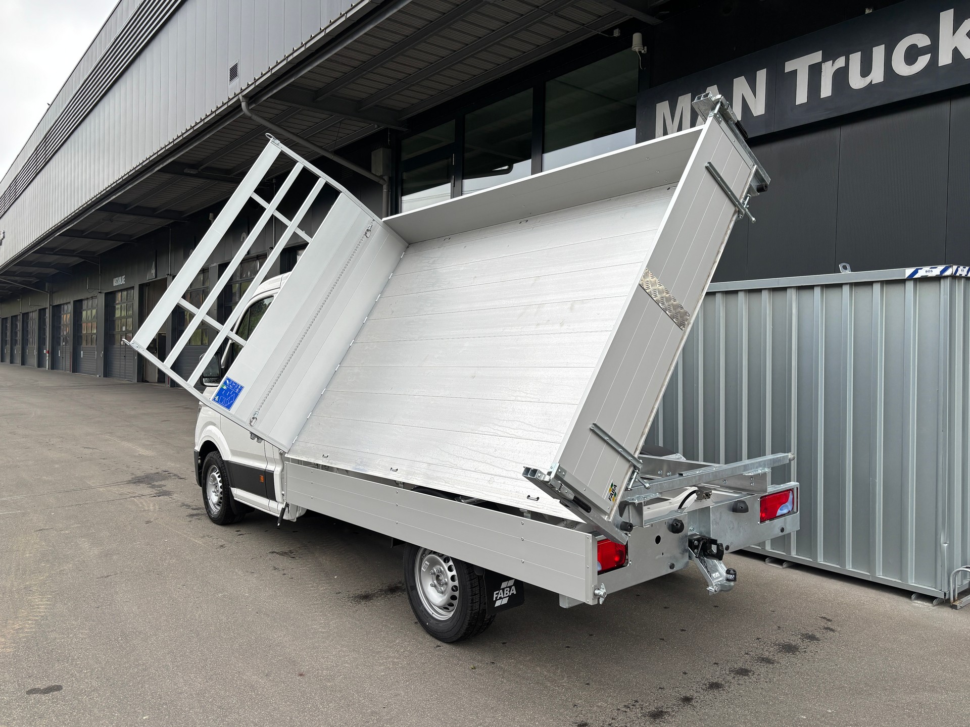 MAN TGE 3.160 4x4 3-Seiten-Kipper-image-7