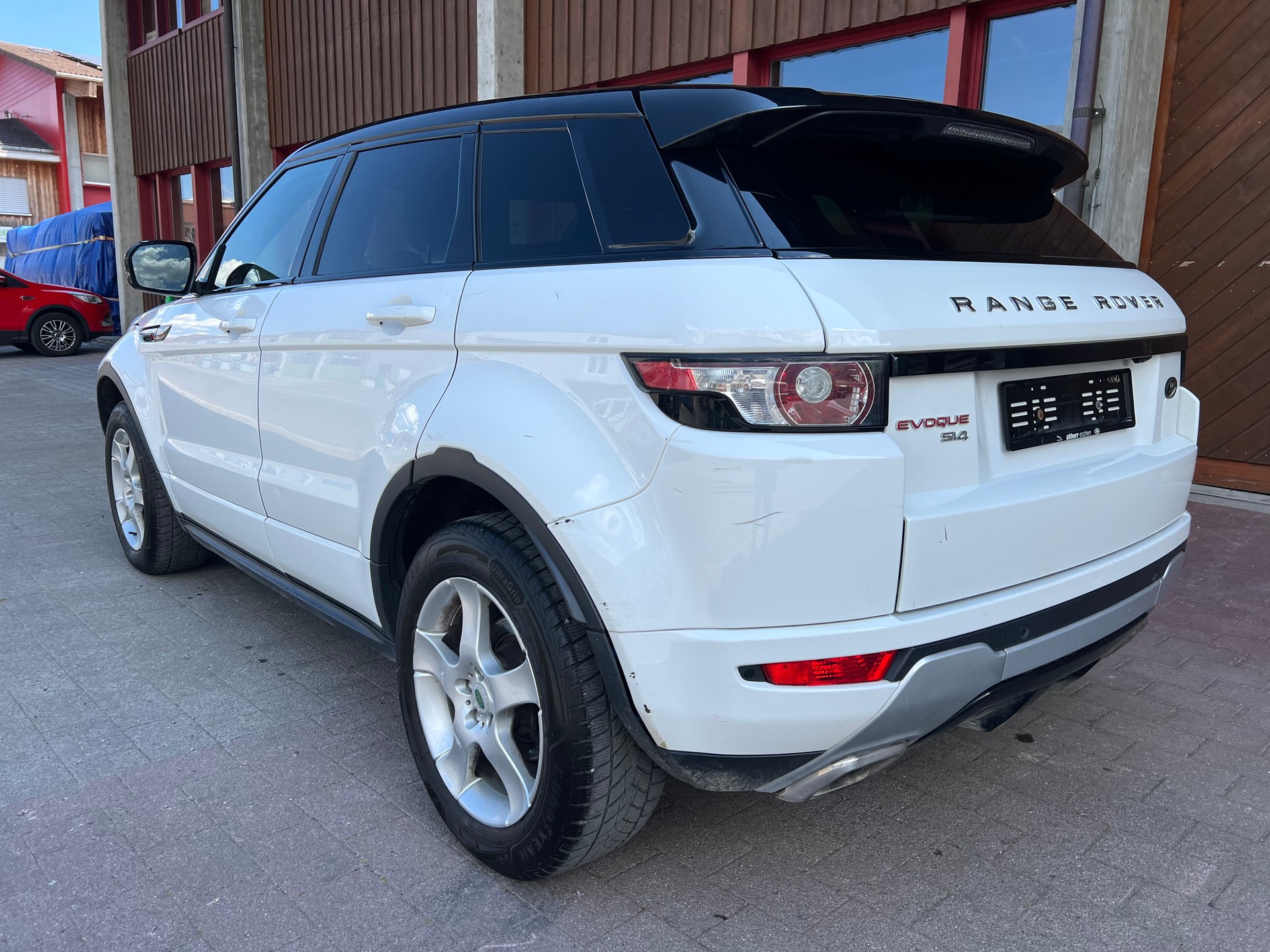 LAND ROVER Range Rover Evoque 2.0 Si4 Dynamic AT6-image-2