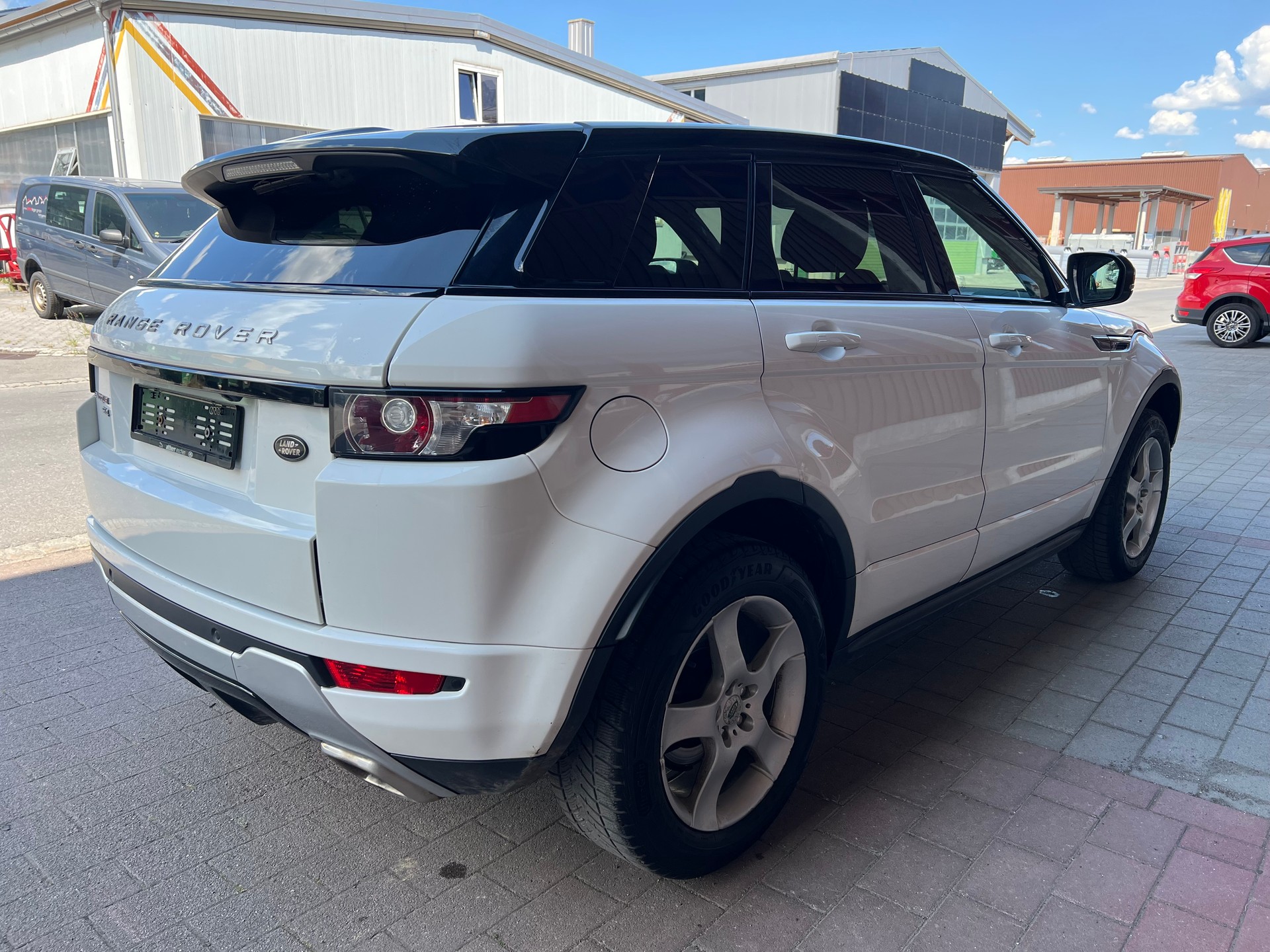 LAND ROVER Range Rover Evoque 2.0 Si4 Dynamic AT6-image-5