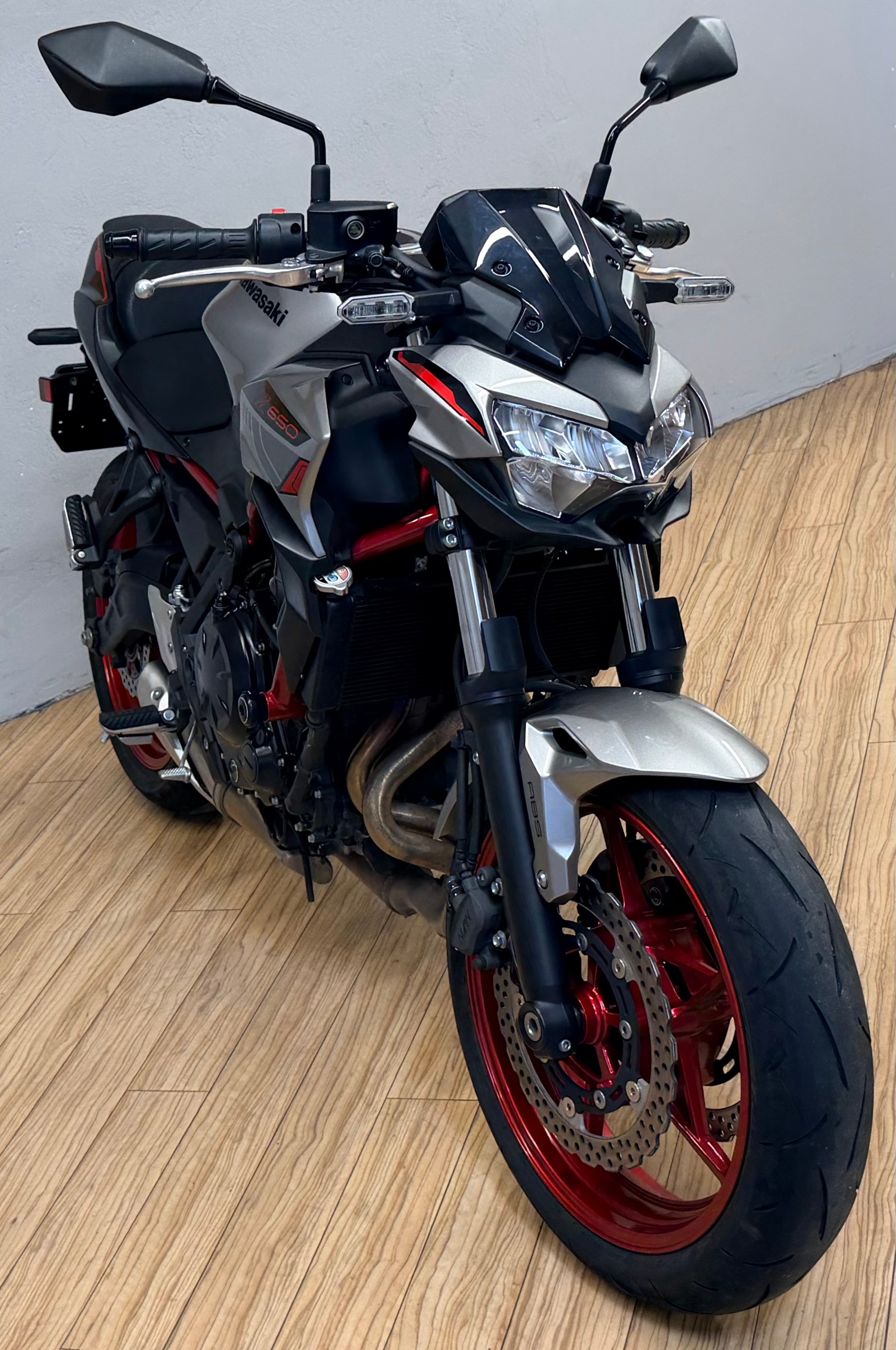 KAWASAKI Z 650