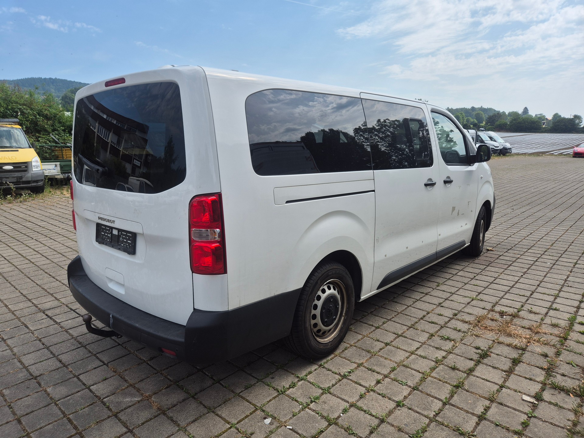 PEUGEOT Traveller 1.5 BlueHDi Active Lang-image-6