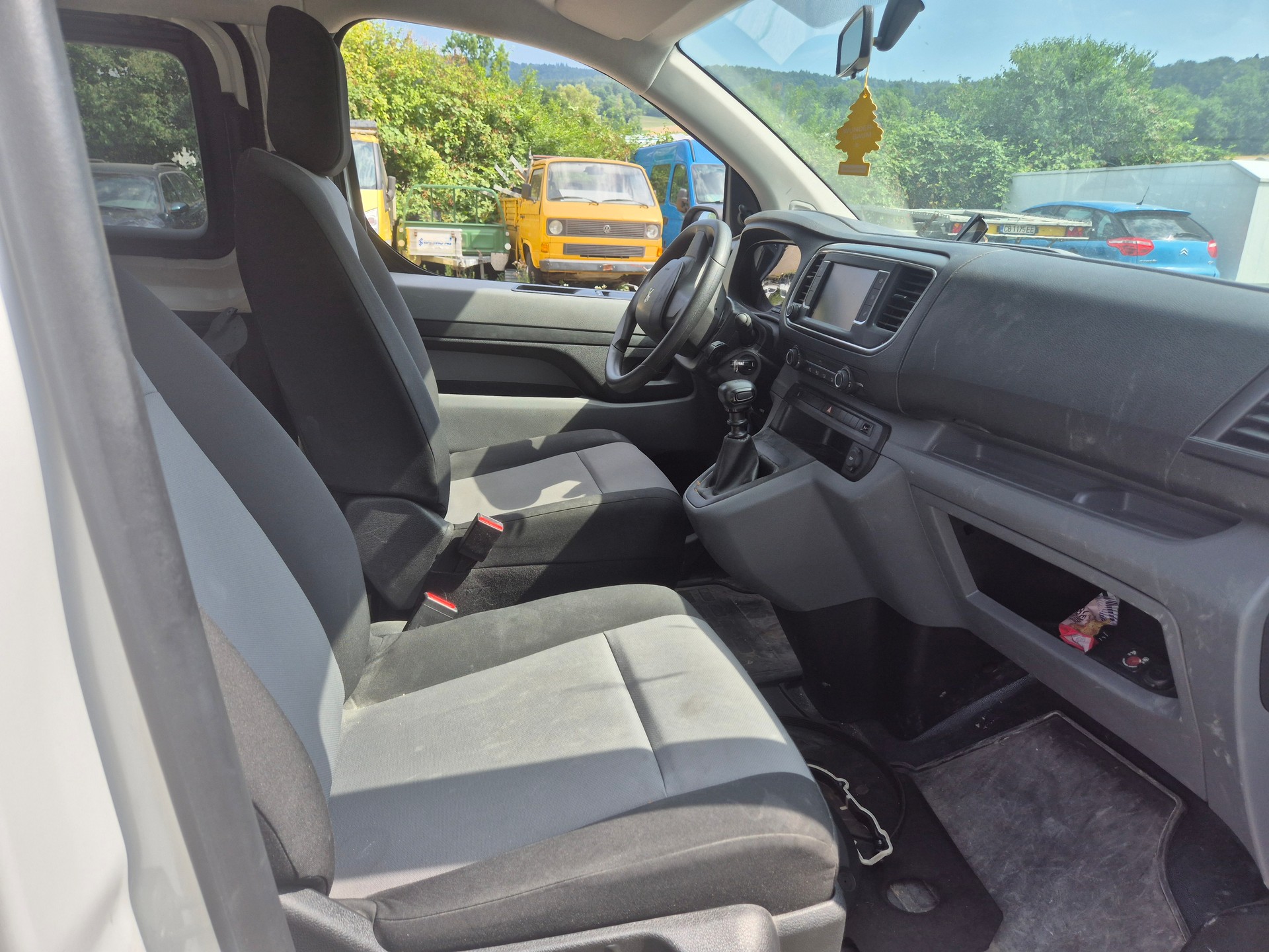 PEUGEOT Traveller 1.5 BlueHDi Active Lang-image-13