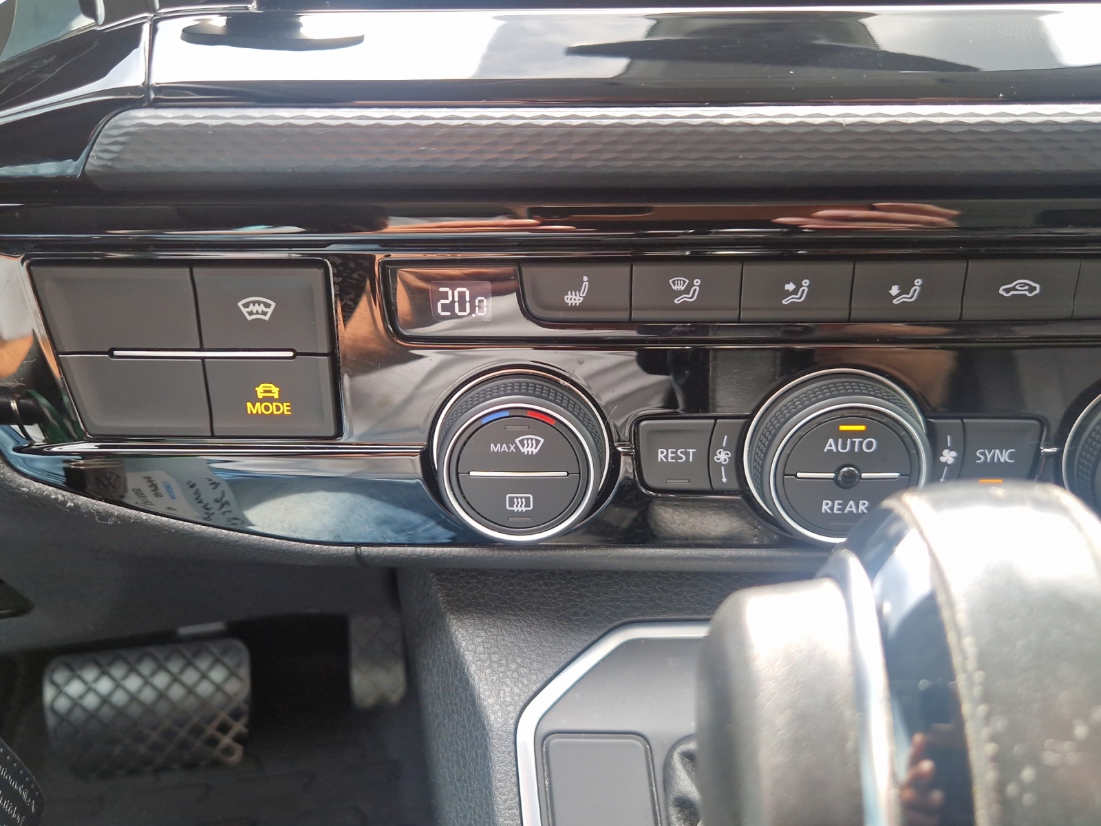 VW T6.1 Multivan 2.0 Bi-TDI Highline Liberty 4Mot. DSG-image-13