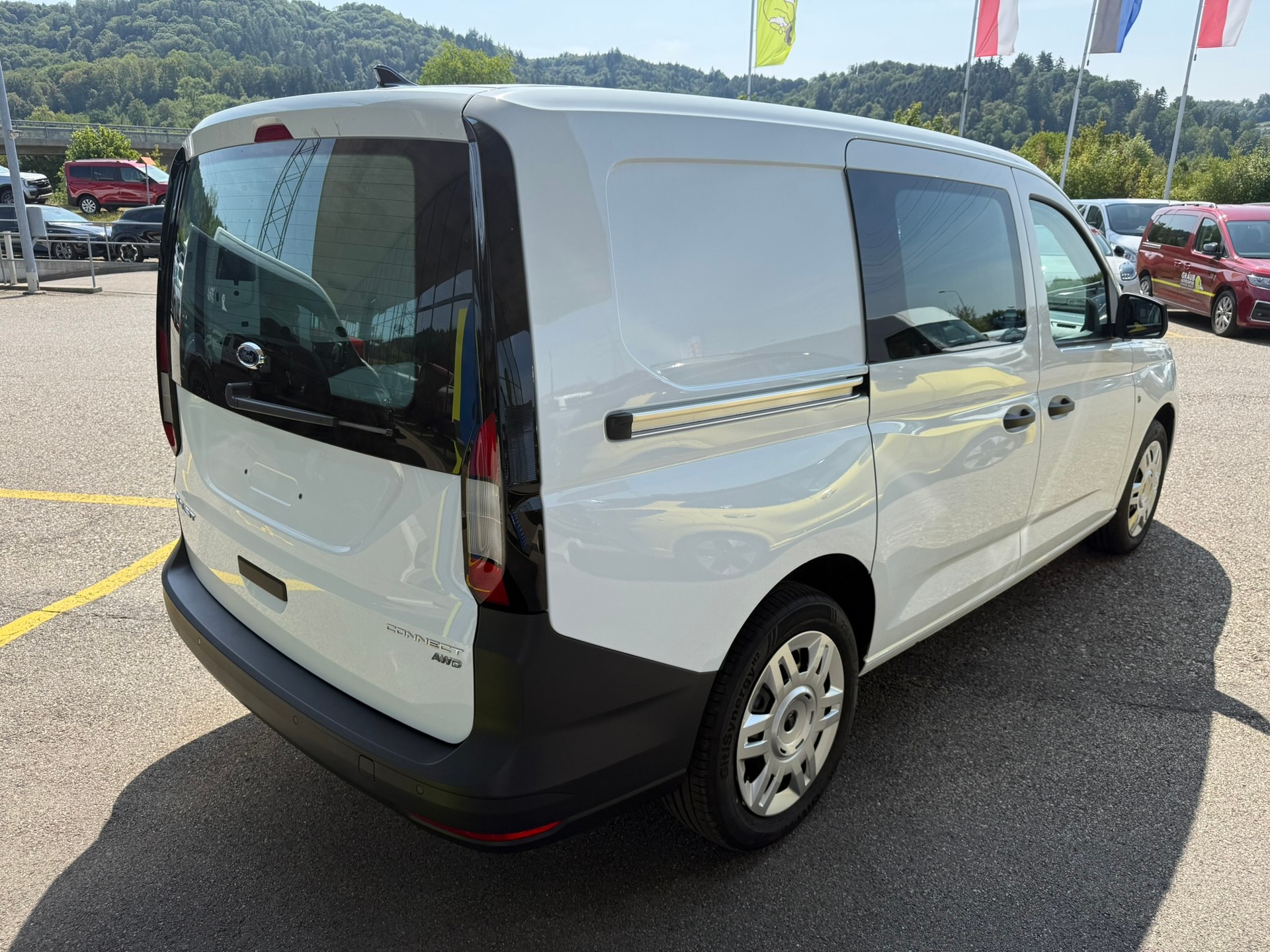 FORD Grand Transit Connect Kasten 2.0 EcoBlue Trend AWD-image-5