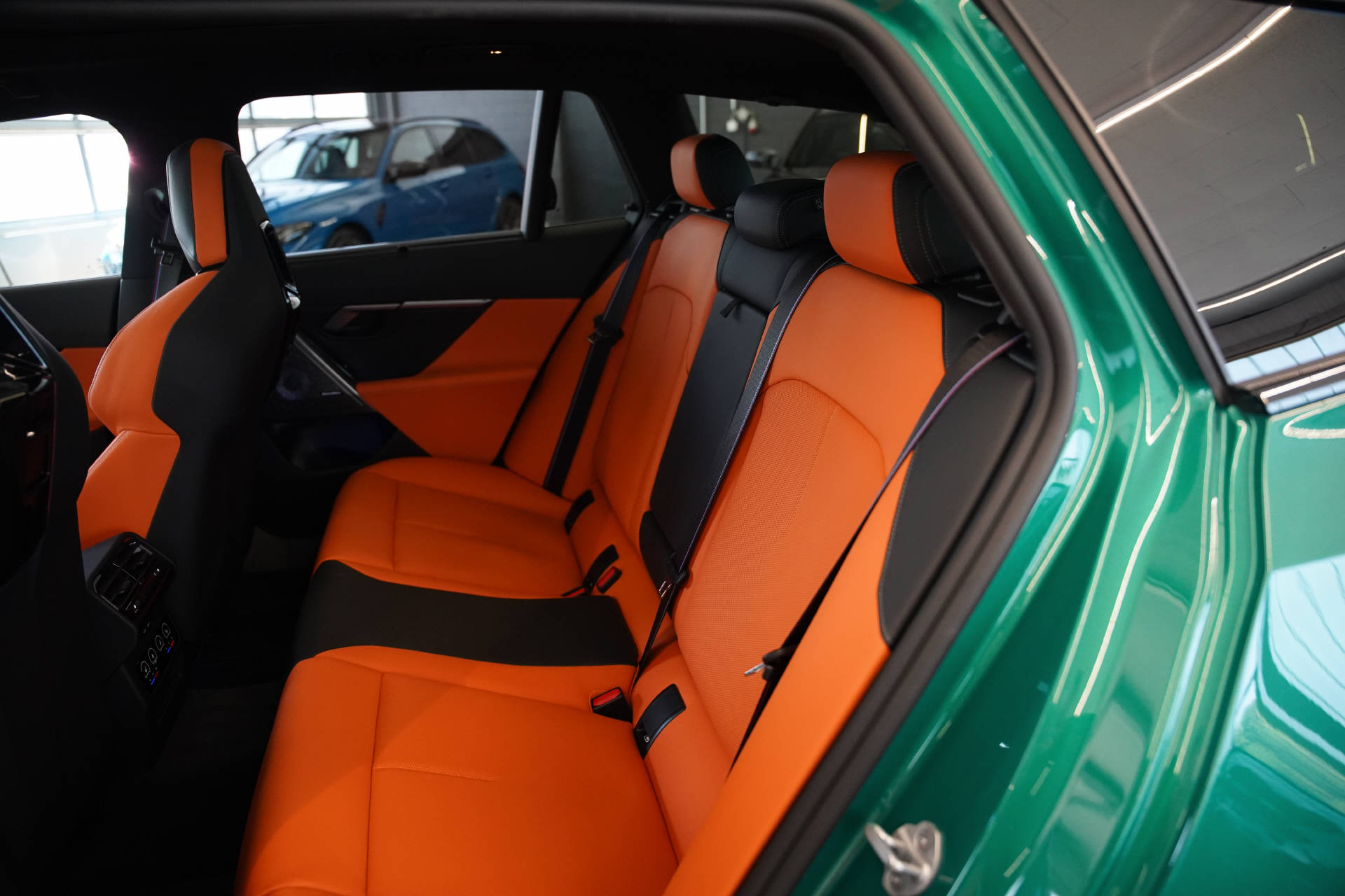 BMW M5 xDrive Touring-image-10