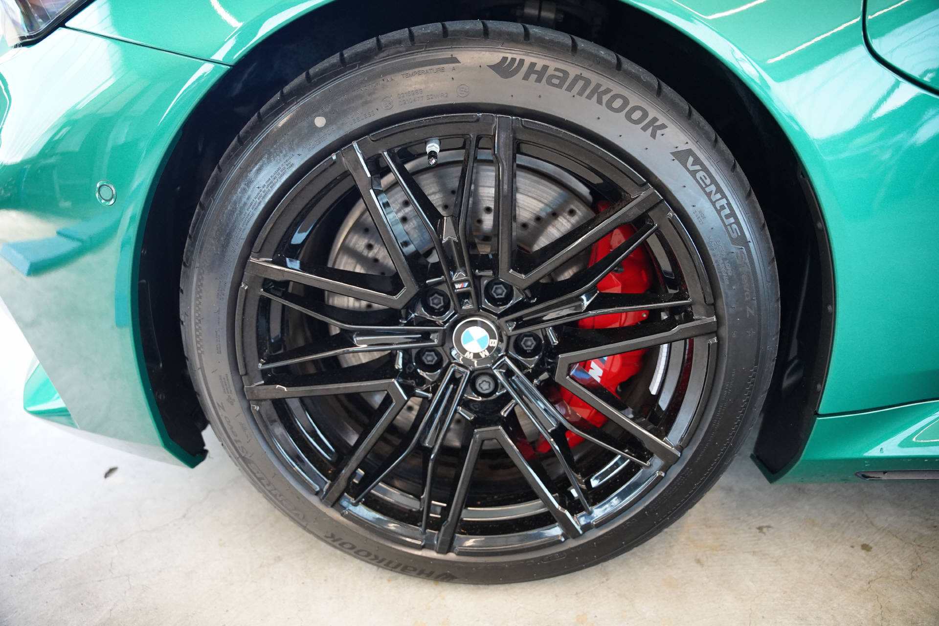 BMW M5 xDrive Touring-image-5