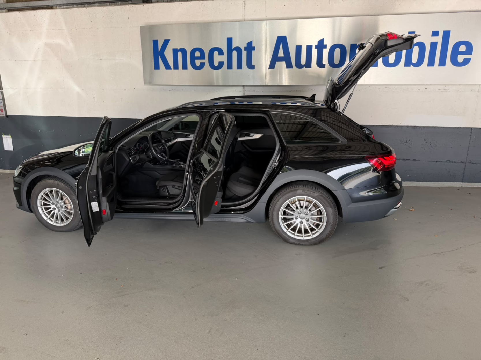 AUDI A4 Allroad 2.0 40 TDI quattro S-Tronic-showroom-element-1