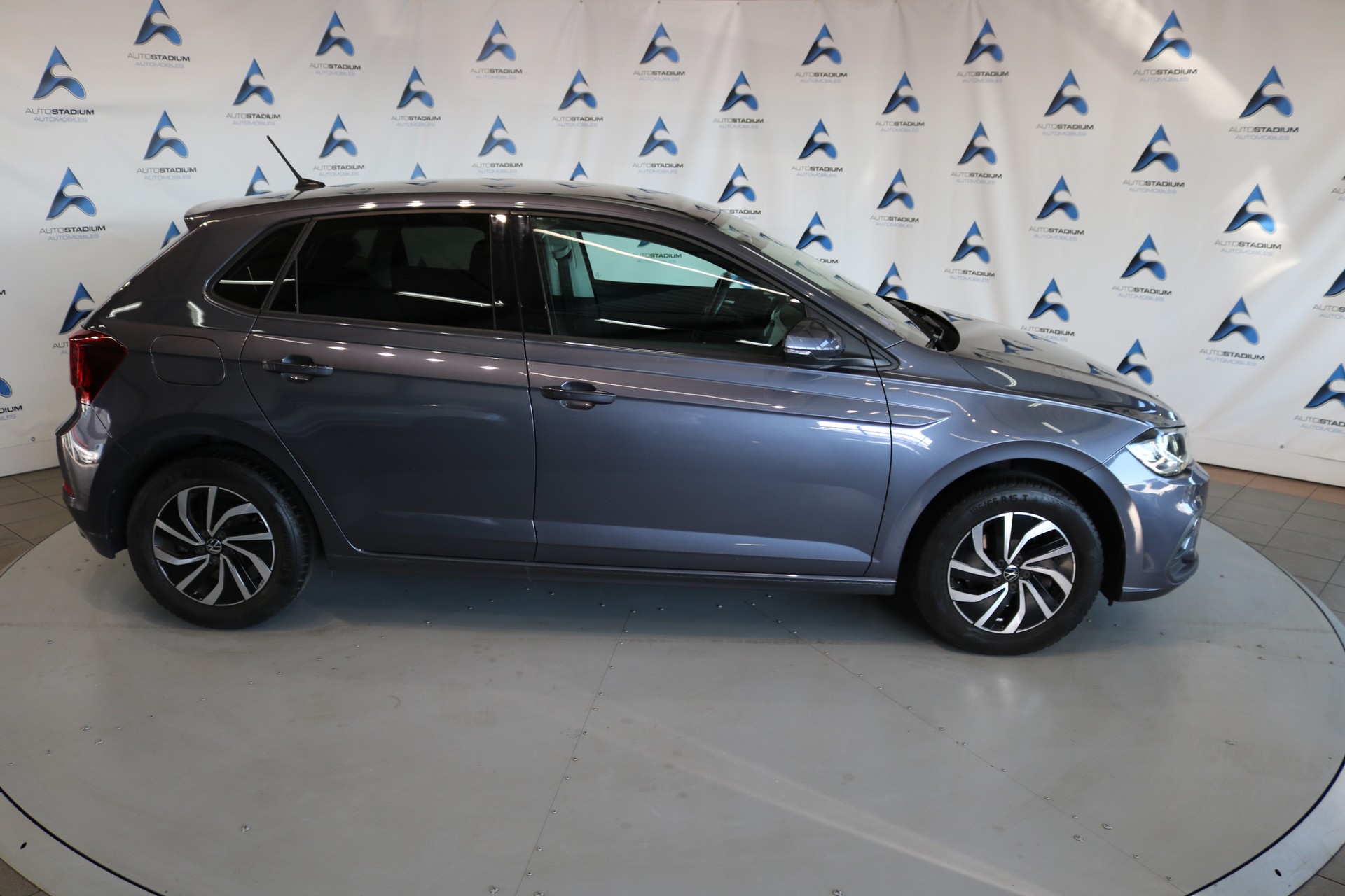 VW Polo 1.0 TSI Life DSG-image-31