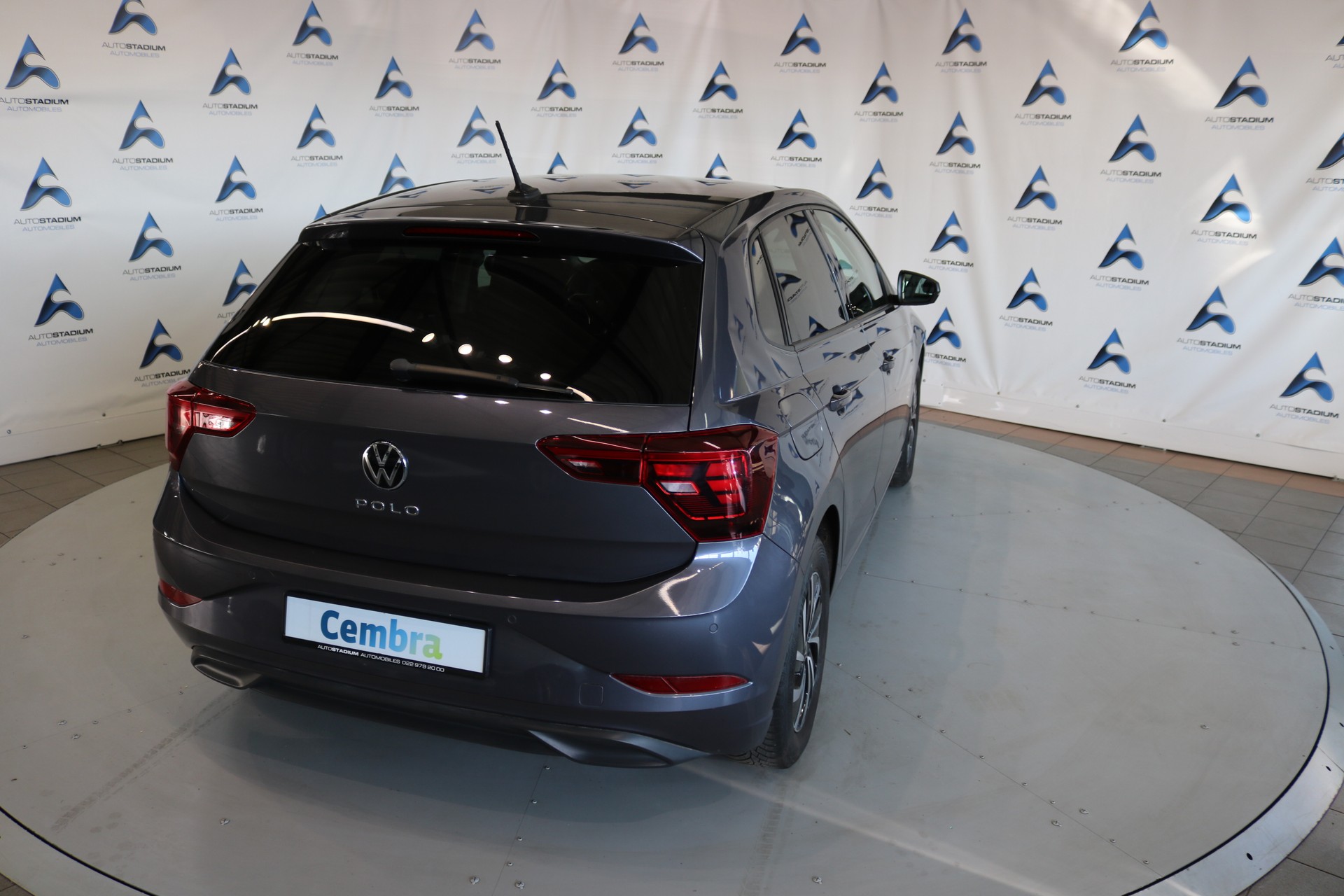 VW Polo 1.0 TSI Life DSG-image-25