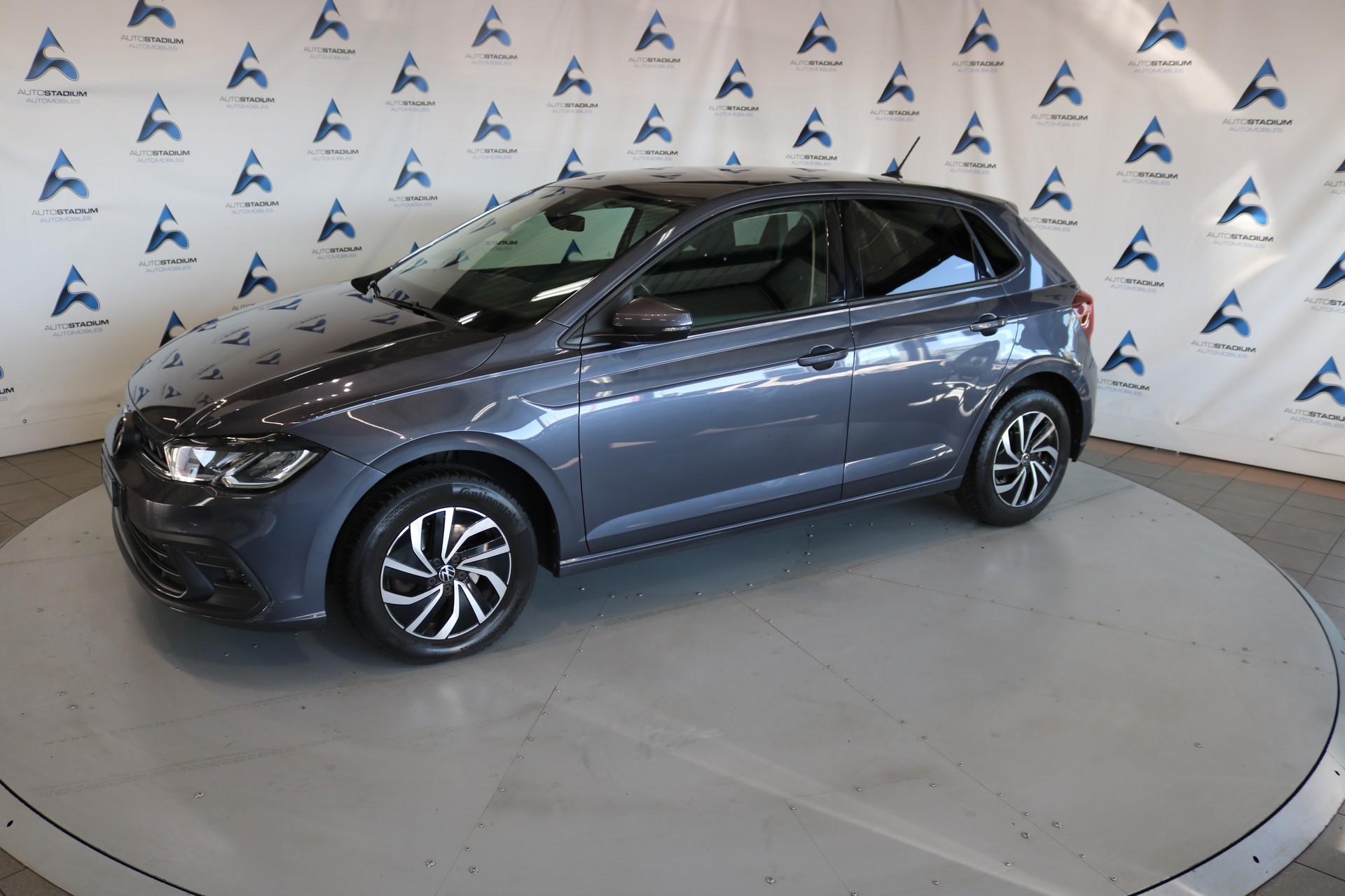 VW Polo 1.0 TSI Life DSG-image-11