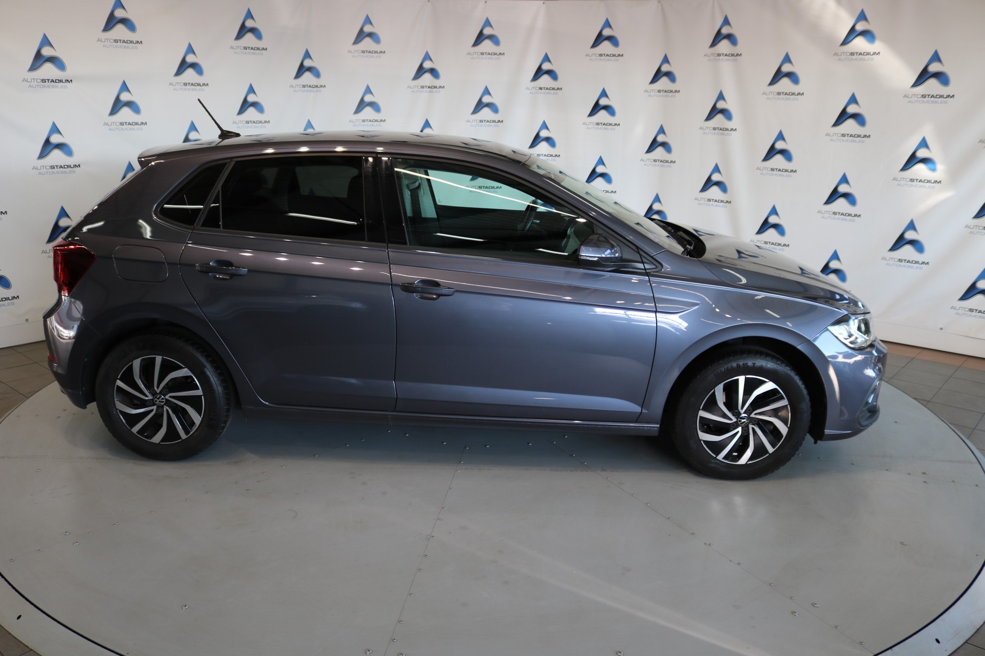 VW Polo 1.0 TSI Life DSG-image-30