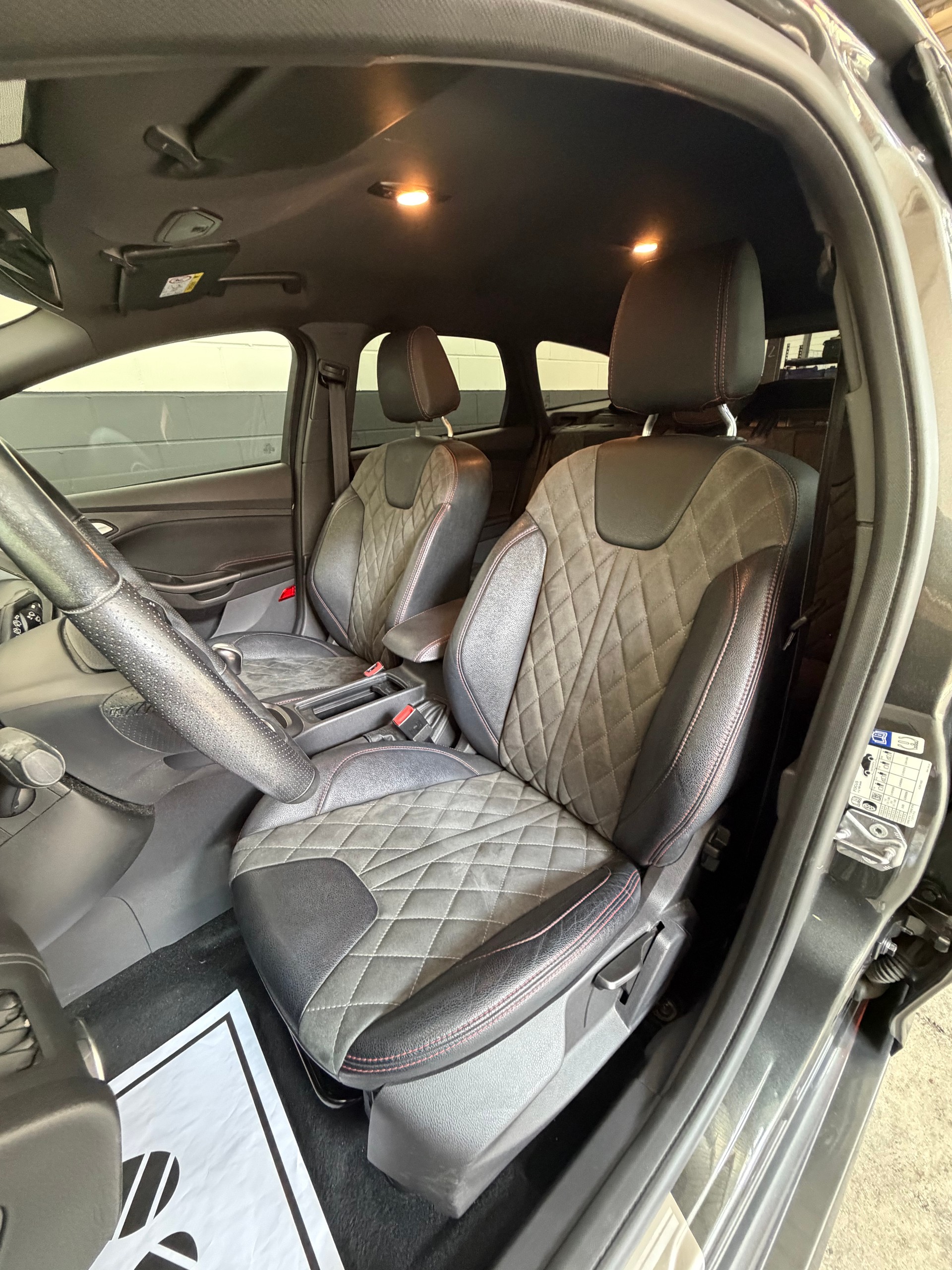FORD Focus 1.5 SCTi ST Line //NEU AB MFK!-image-14