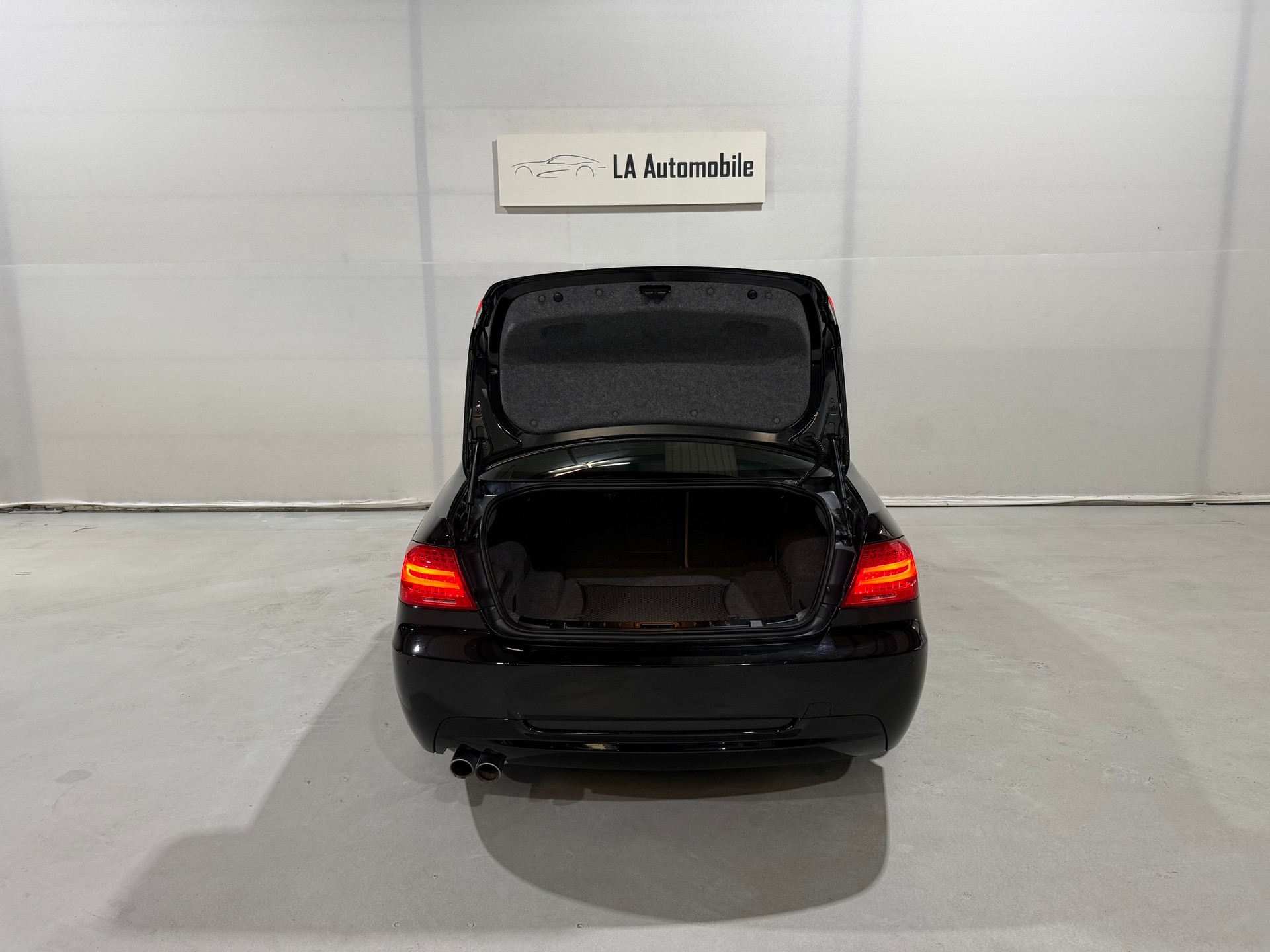 BMW 330d xDrive M Sport Coupé Steptronic-image-10