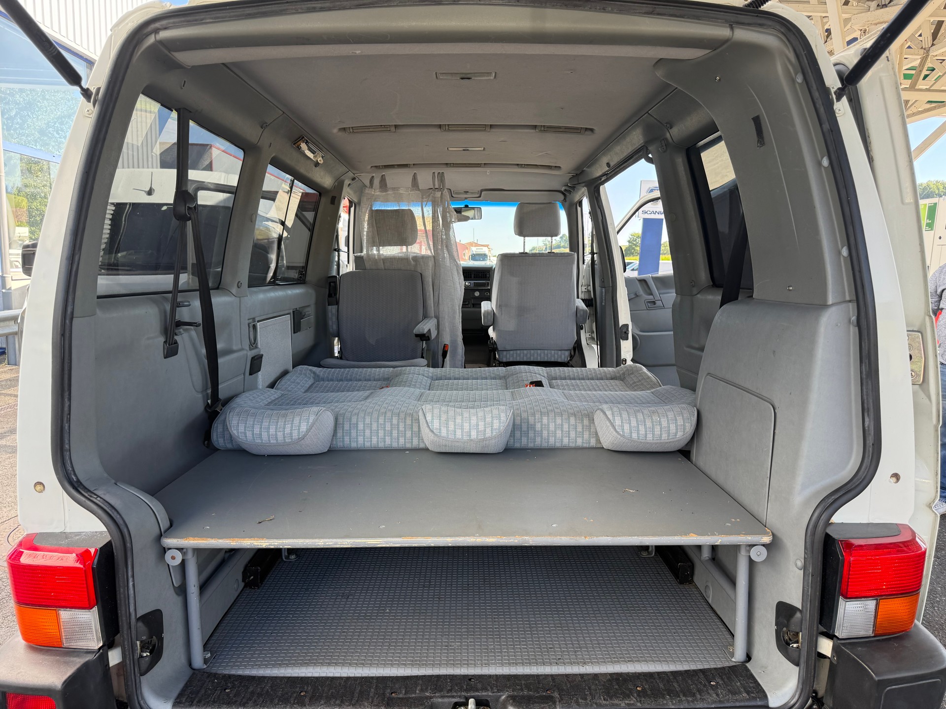 VW T4 Caravelle 2.5-image-13