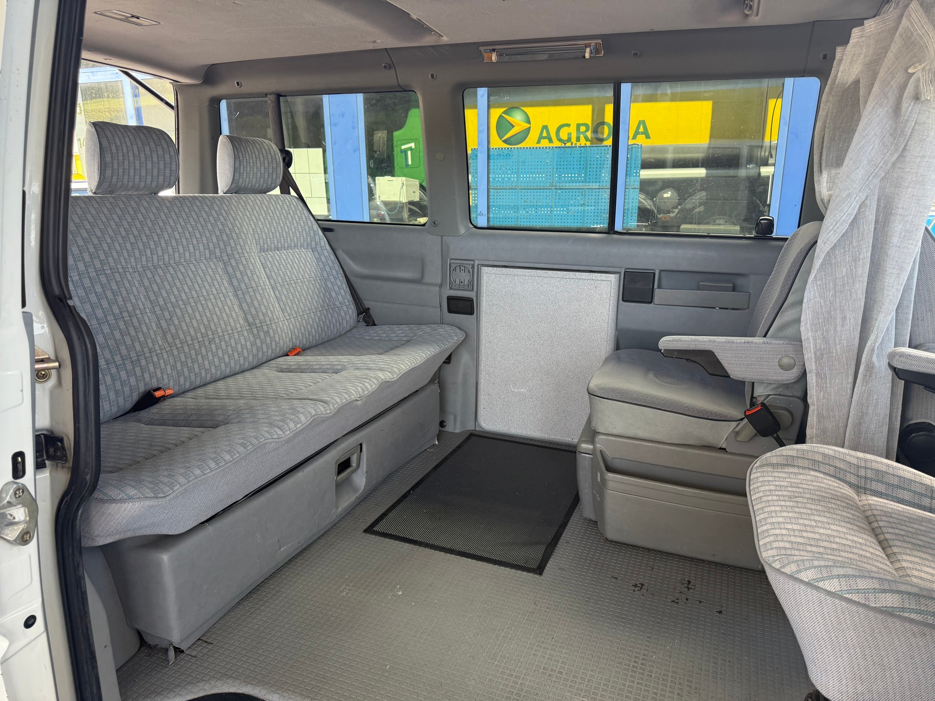VW T4 Caravelle 2.5-image-11