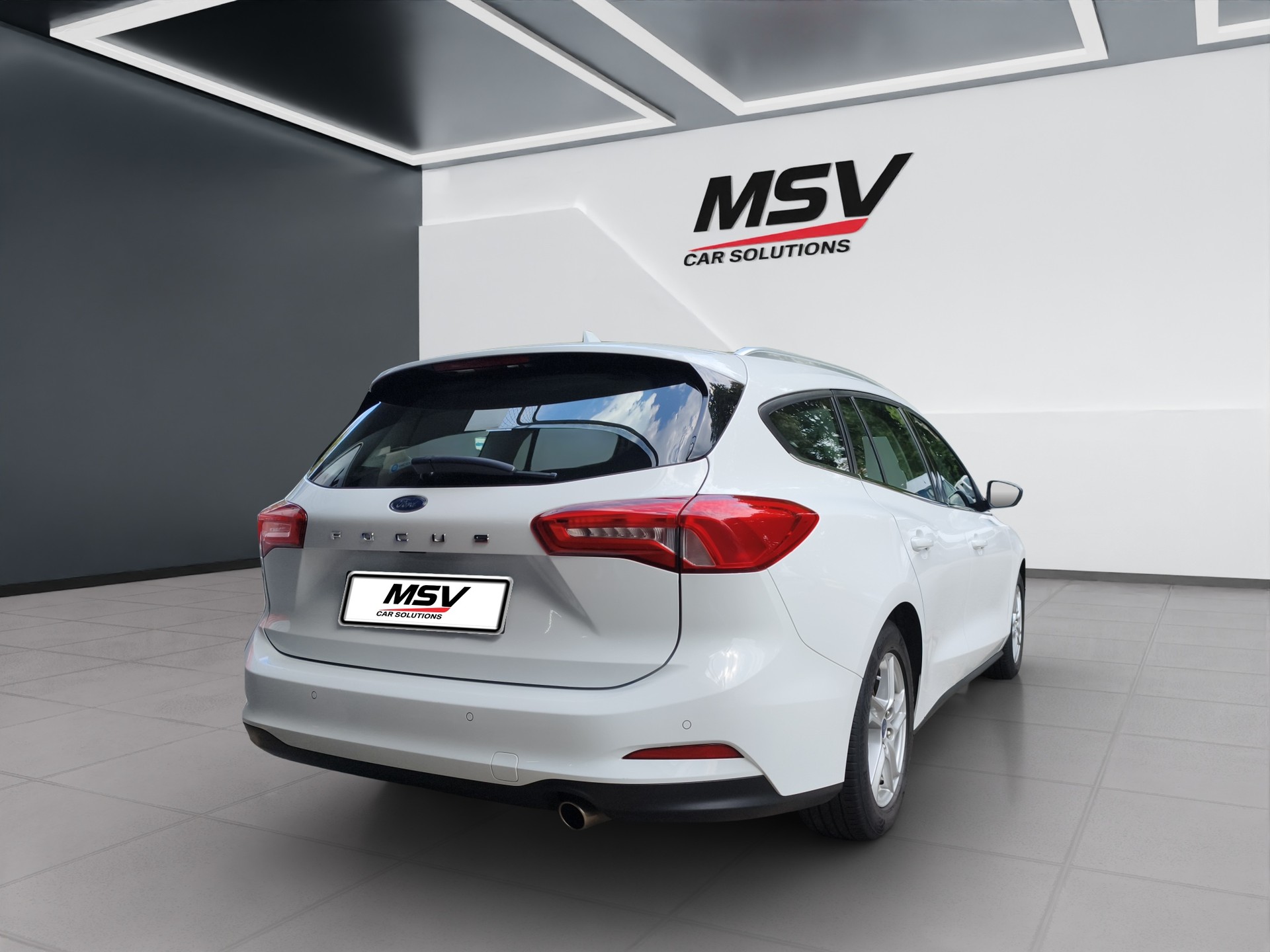 FORD Focus 1.5 TDCi Trend Automatic-image-4