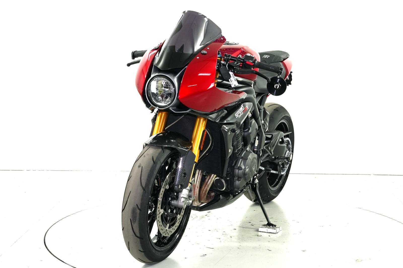 TRIUMPH Speed Triple 1200 ABS-showroom-element-2