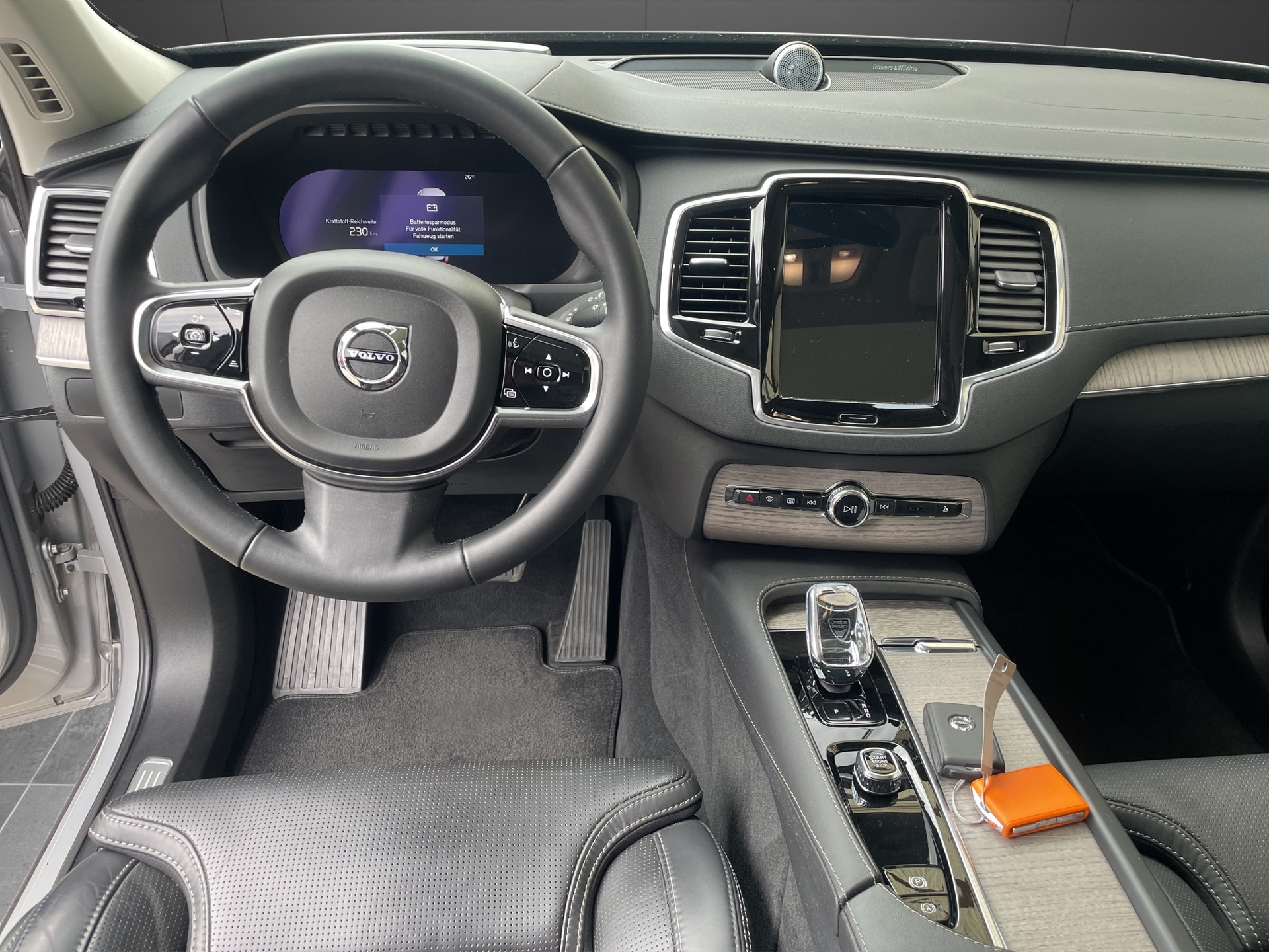 VOLVO XC90 B5 Diesel Mild Hybrid AWD Ultimate Bright Geartronic-image-9