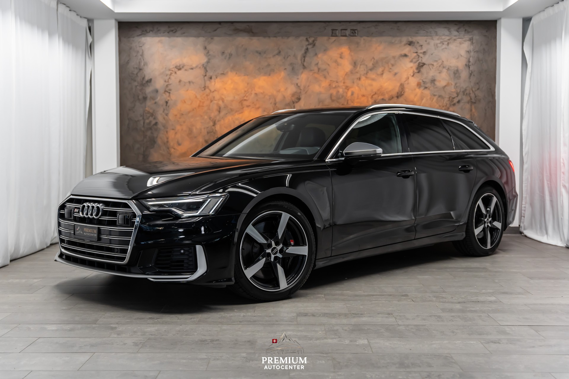 AUDI S6 Avant 3.0 TDI quattro tiptronic *Matrix*Luftfahrwerk*Head-Up*B&O*AHK*