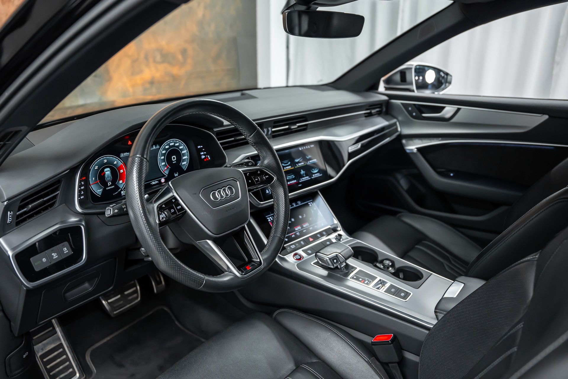 AUDI S6 Avant 3.0 TDI quattro tiptronic *Matrix*Luftfahrwerk*Head-Up*B&O*AHK*-image-11