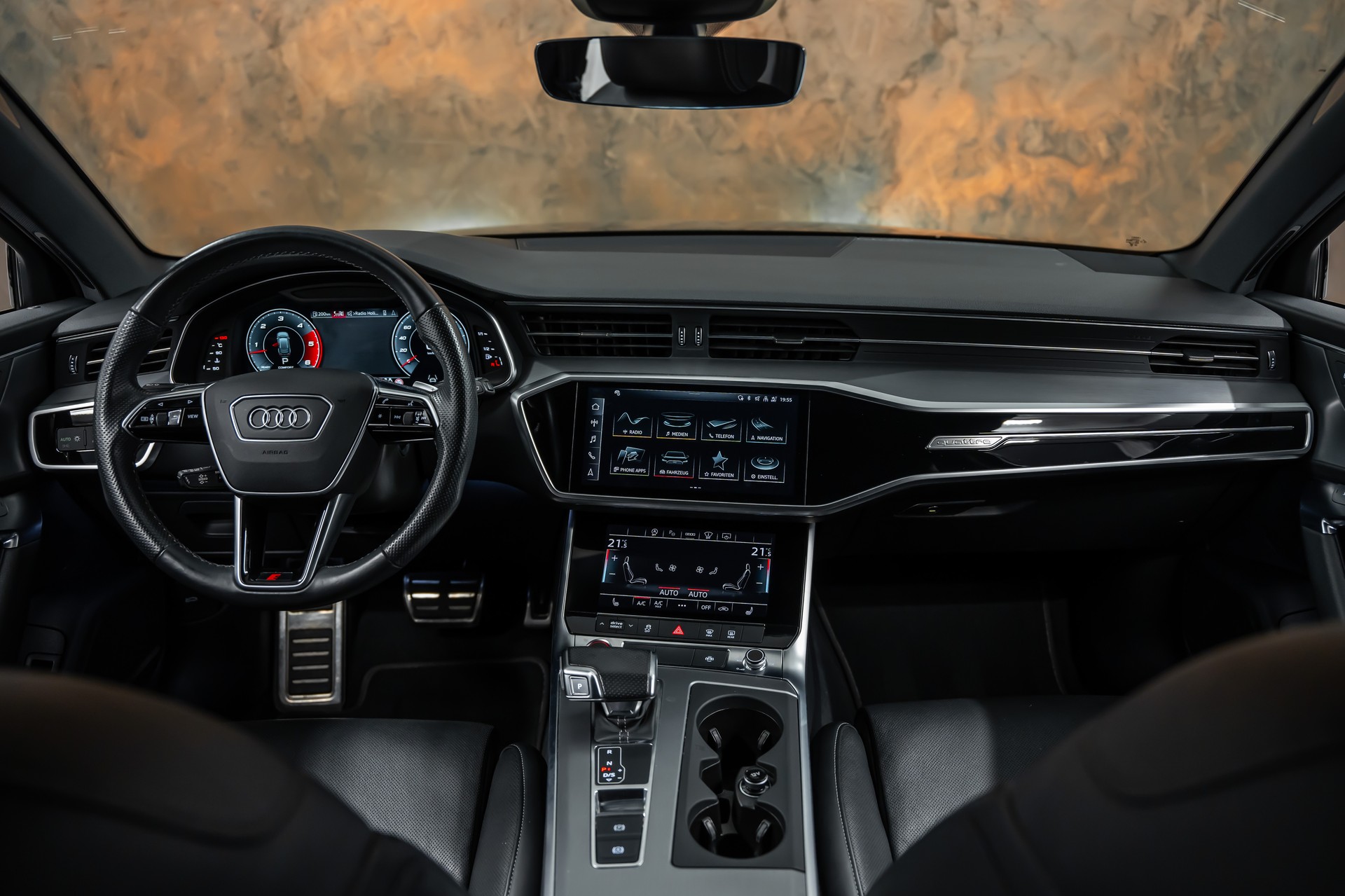 AUDI S6 Avant 3.0 TDI quattro tiptronic *Matrix*Luftfahrwerk*Head-Up*B&O*AHK*-image-18