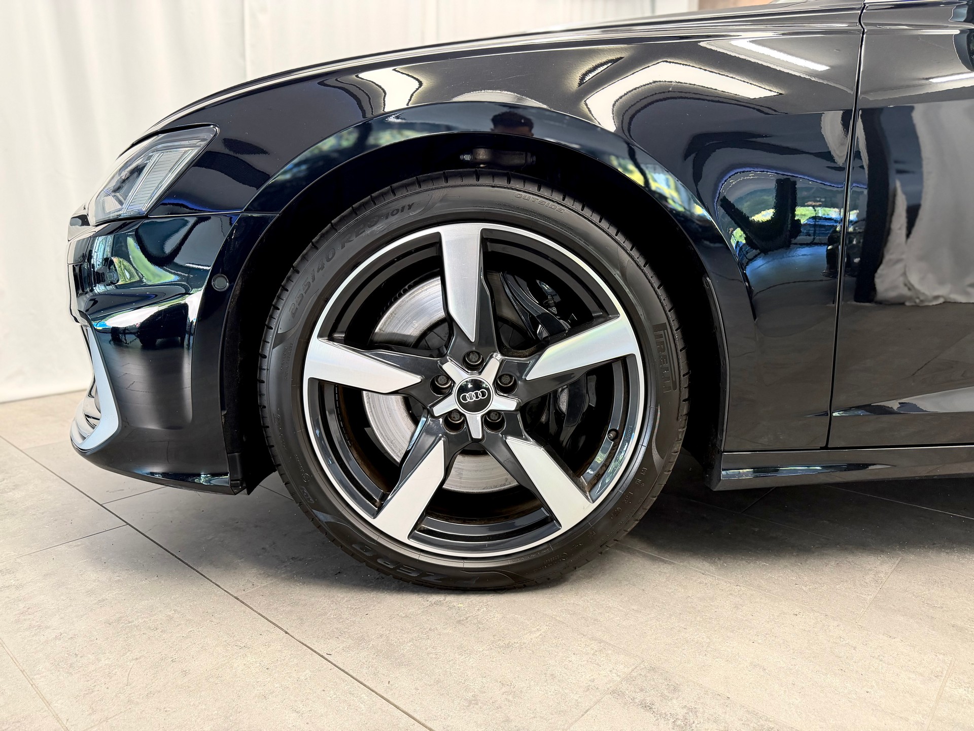 AUDI S6 Avant 3.0 TDI quattro tiptronic *Matrix*Head-Up*B&O Sound*AHK*-image-4