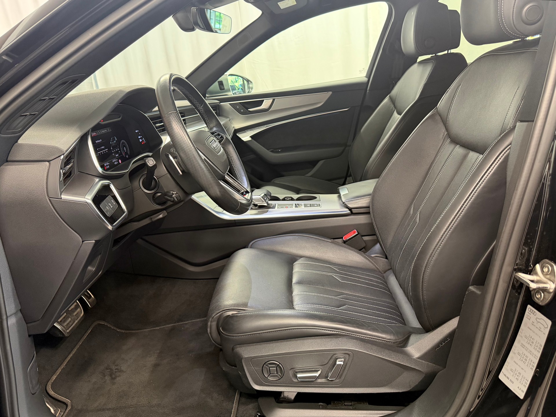 AUDI S6 Avant 3.0 TDI quattro tiptronic *Matrix*Head-Up*B&O Sound*AHK*-image-10