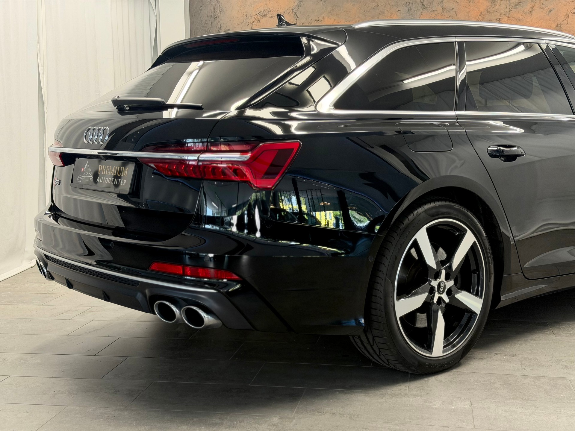 AUDI S6 Avant 3.0 TDI quattro tiptronic *Matrix*Head-Up*B&O Sound*AHK*-image-6