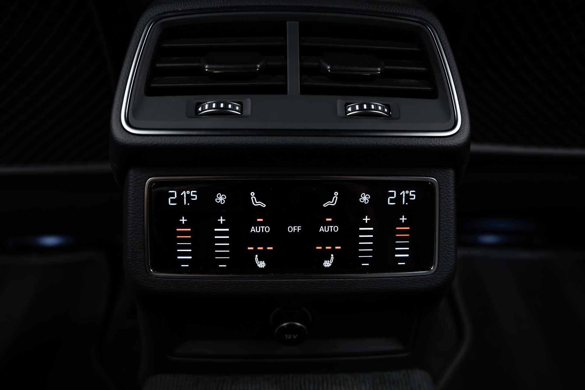 AUDI S6 Avant 3.0 TDI quattro tiptronic *Matrix*Luftfahrwerk*Head-Up*B&O*AHK*-image-17