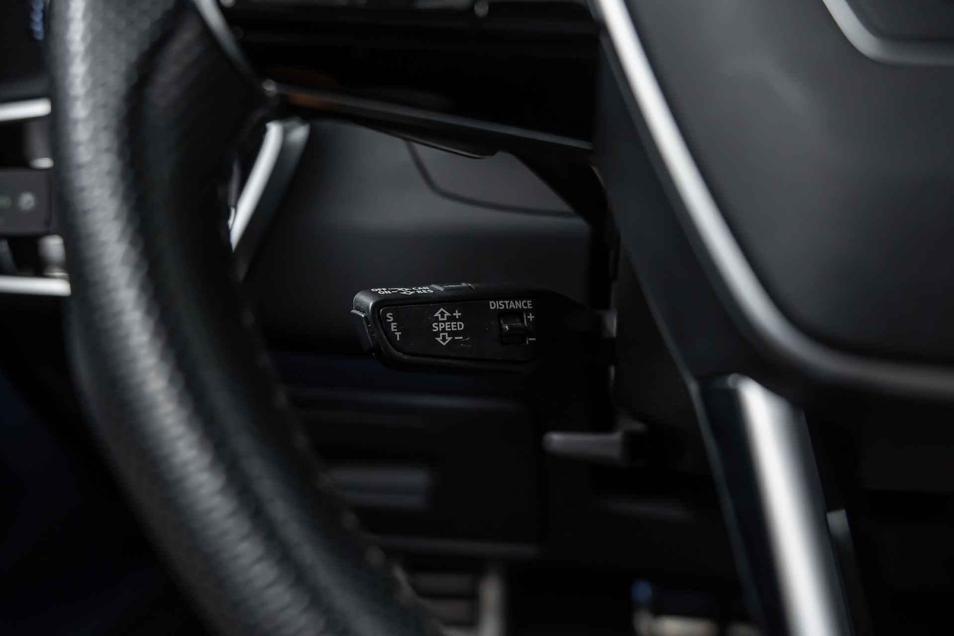 AUDI S6 Avant 3.0 TDI quattro tiptronic *Matrix*Luftfahrwerk*Head-Up*B&O*AHK*-image-25