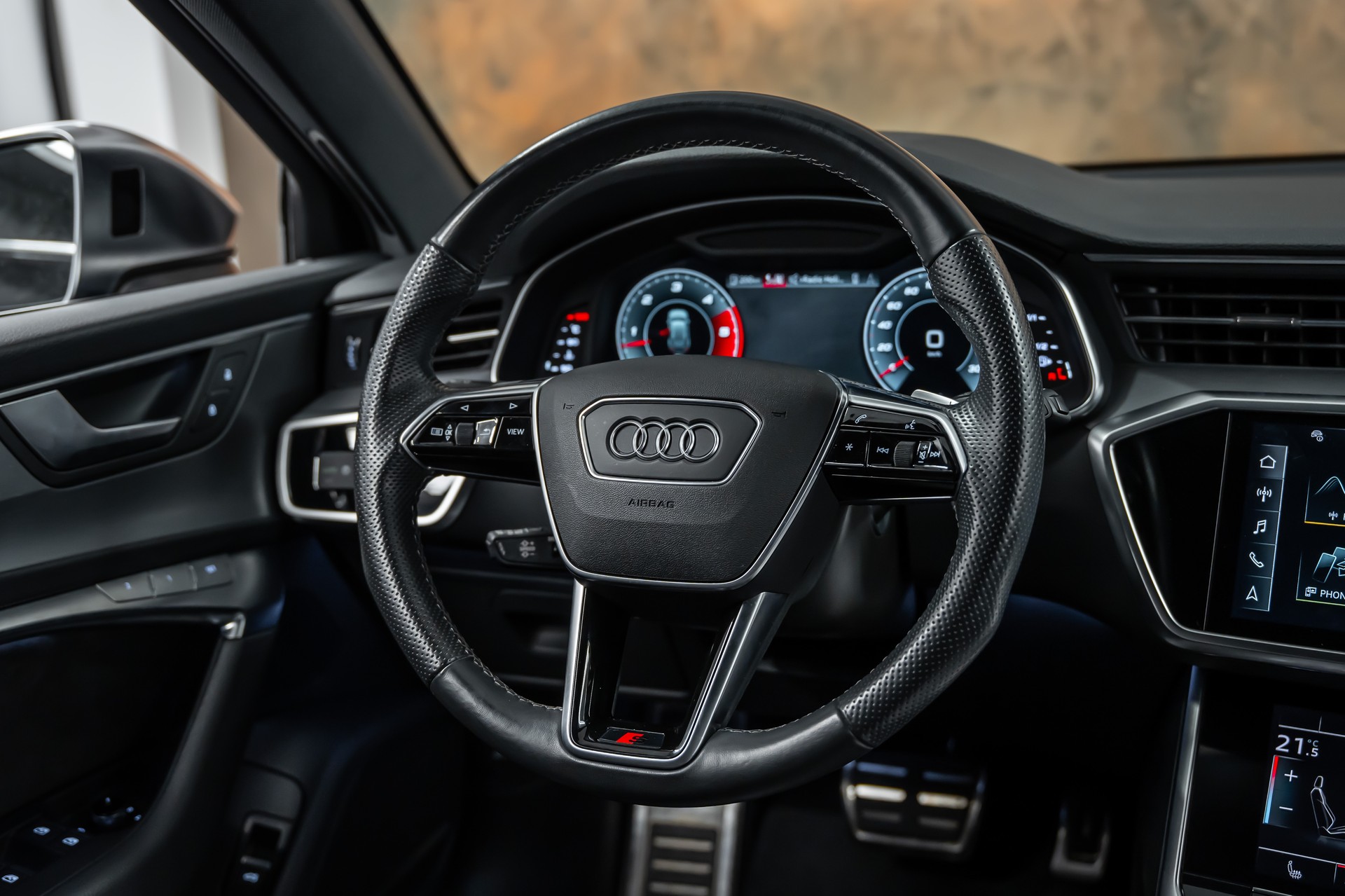 AUDI S6 Avant 3.0 TDI quattro tiptronic *Matrix*Luftfahrwerk*Head-Up*B&O*AHK*-image-19