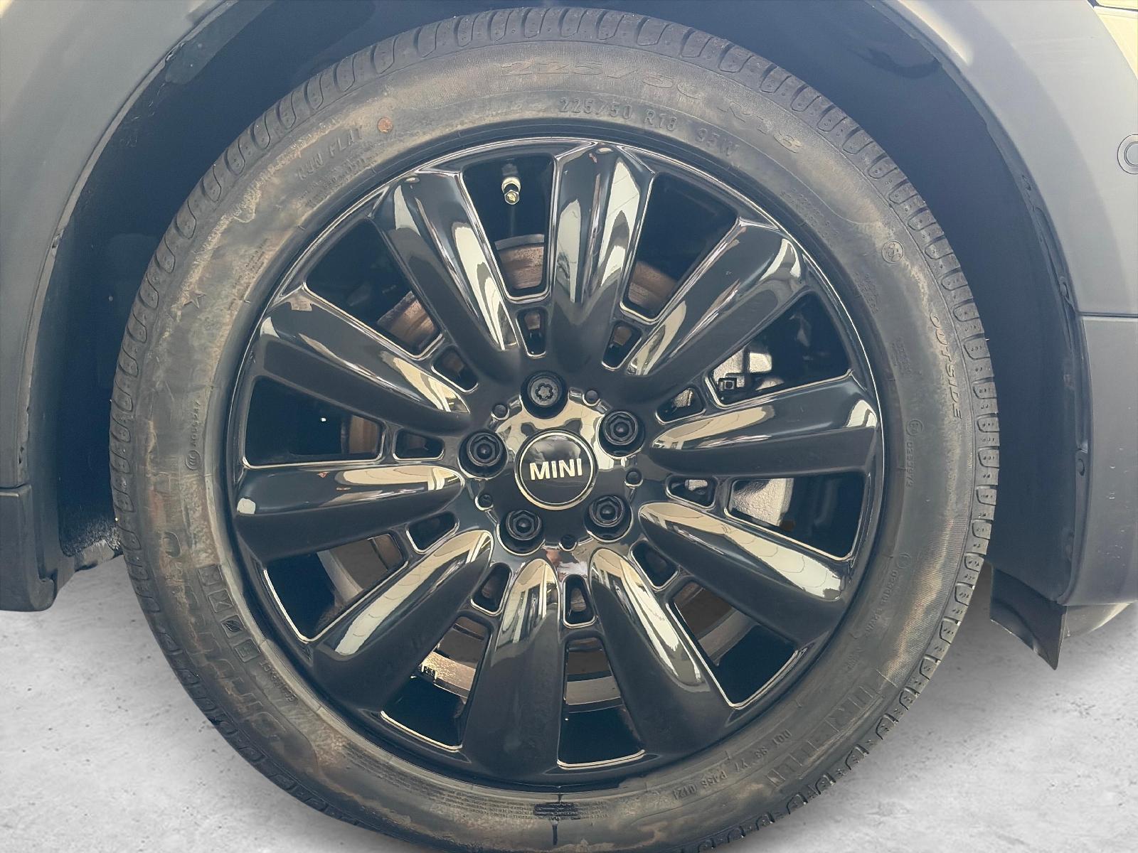 MINI Countryman Cooper SE ALL4 F60-image-17
