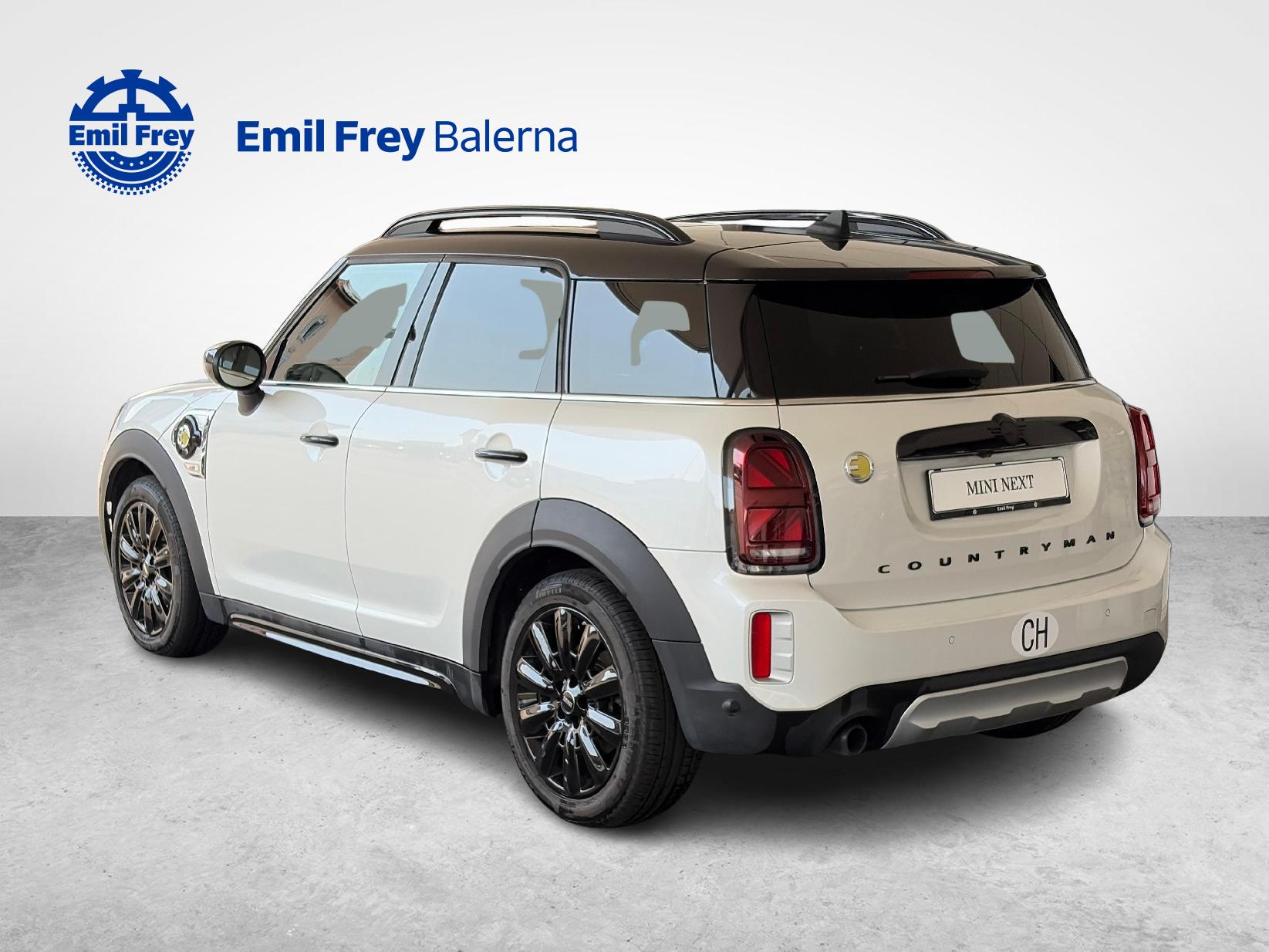 MINI Countryman Cooper SE ALL4 F60-image-4