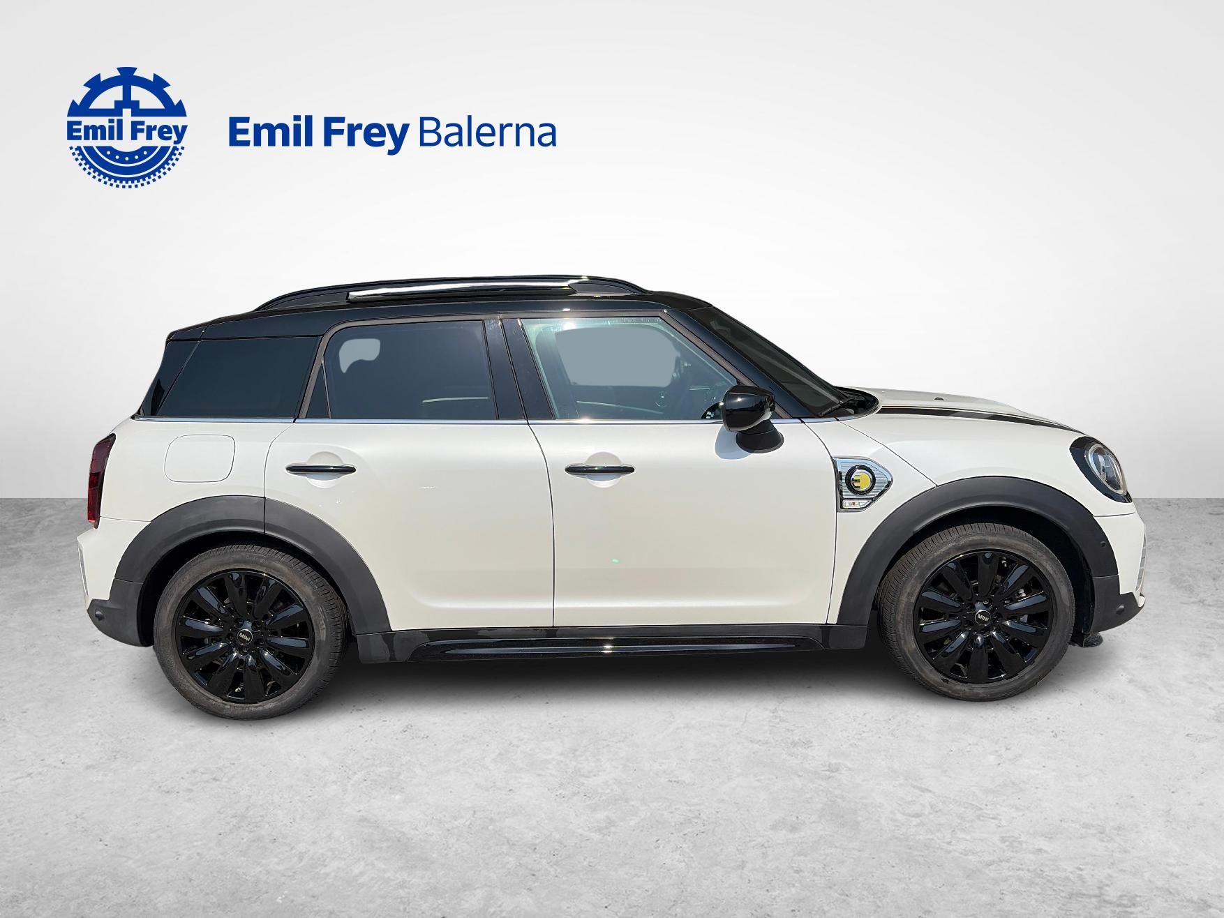 MINI Countryman Cooper SE ALL4 F60-image-7
