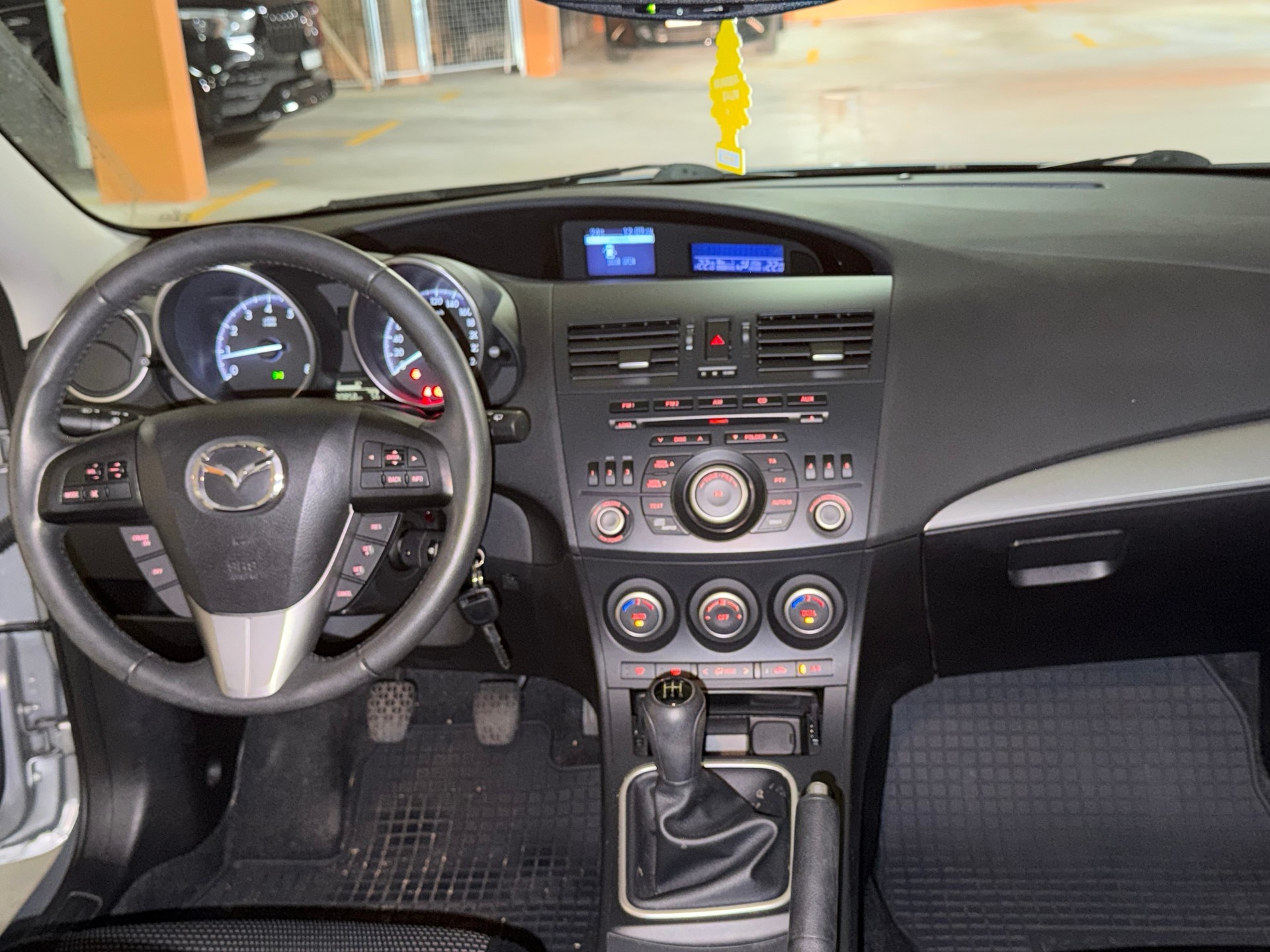 MAZDA 1.6 Exclusive-image-5